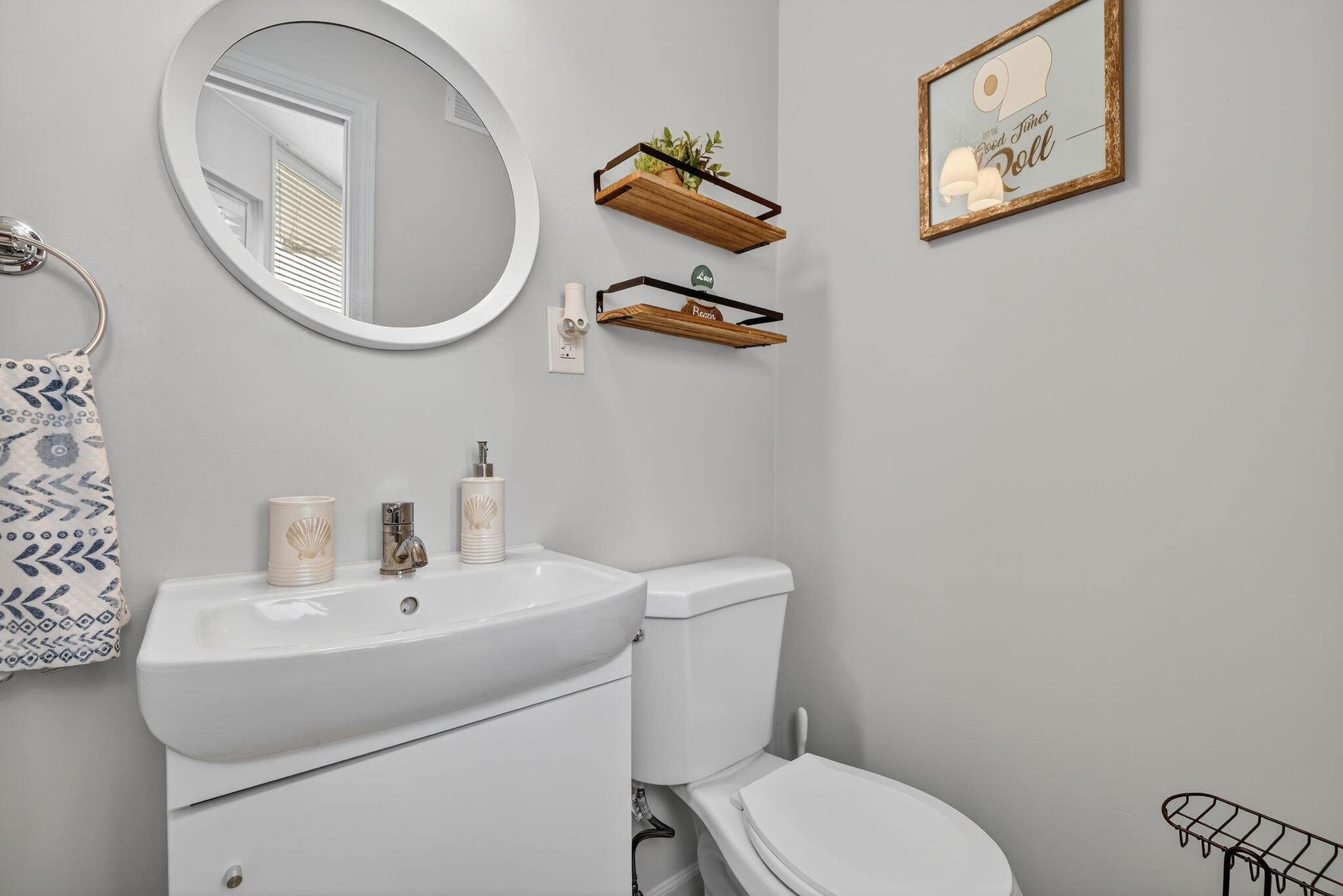 121 Nettles Boulevard