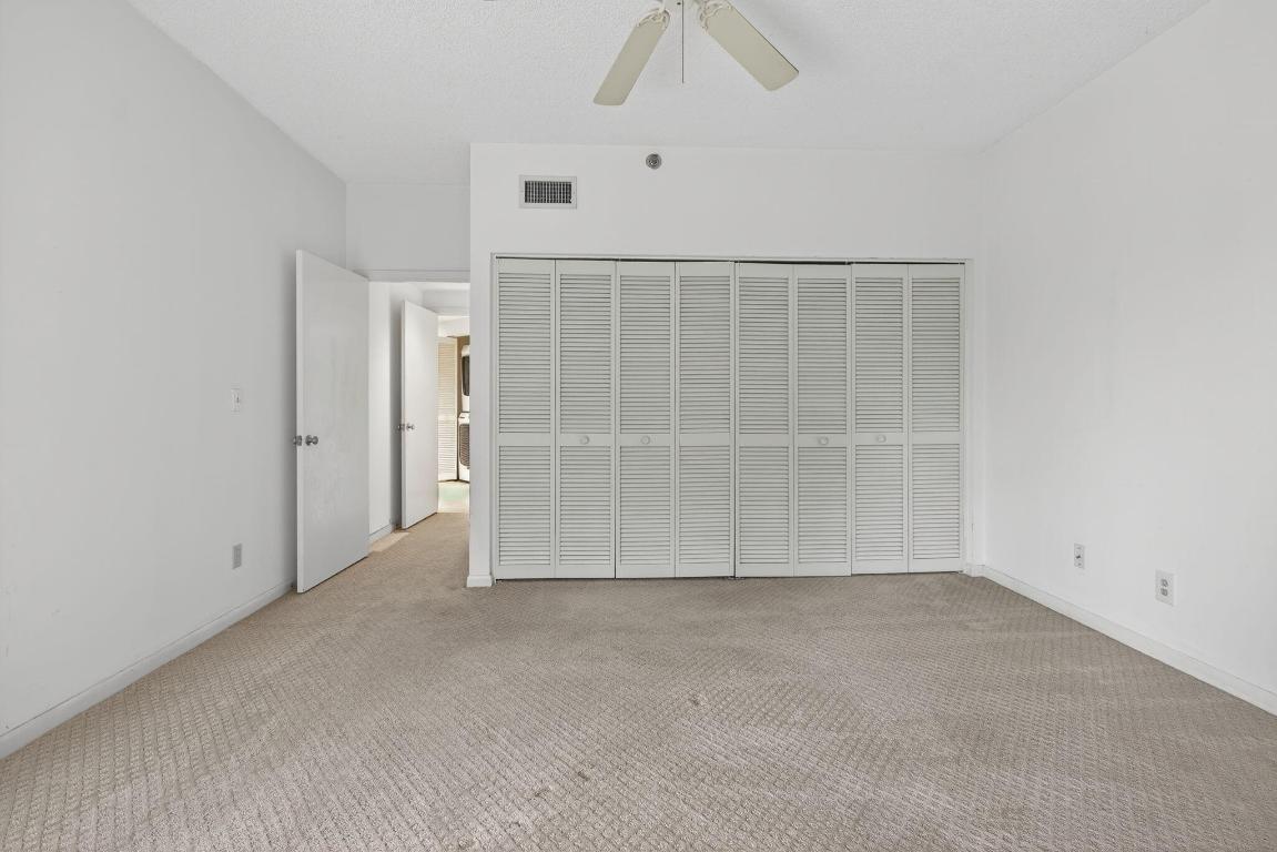 221 NE Plantation Road 213