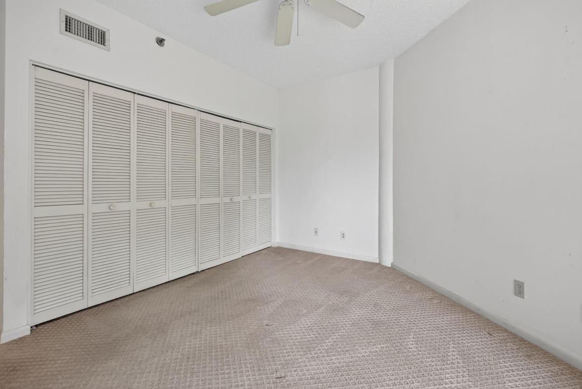 221 NE Plantation Road 213