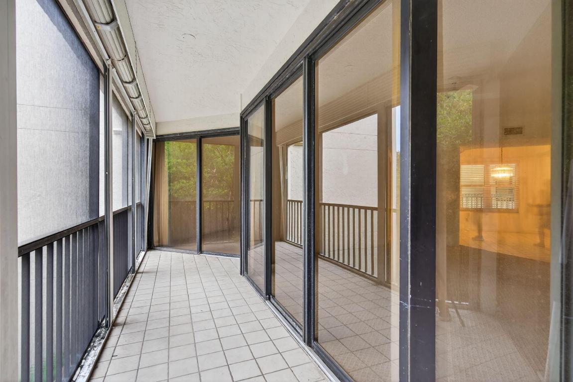 221 NE Plantation Road 213