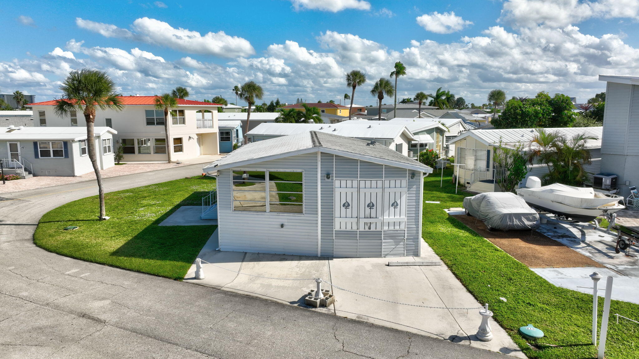 217 Nettles Boulevard