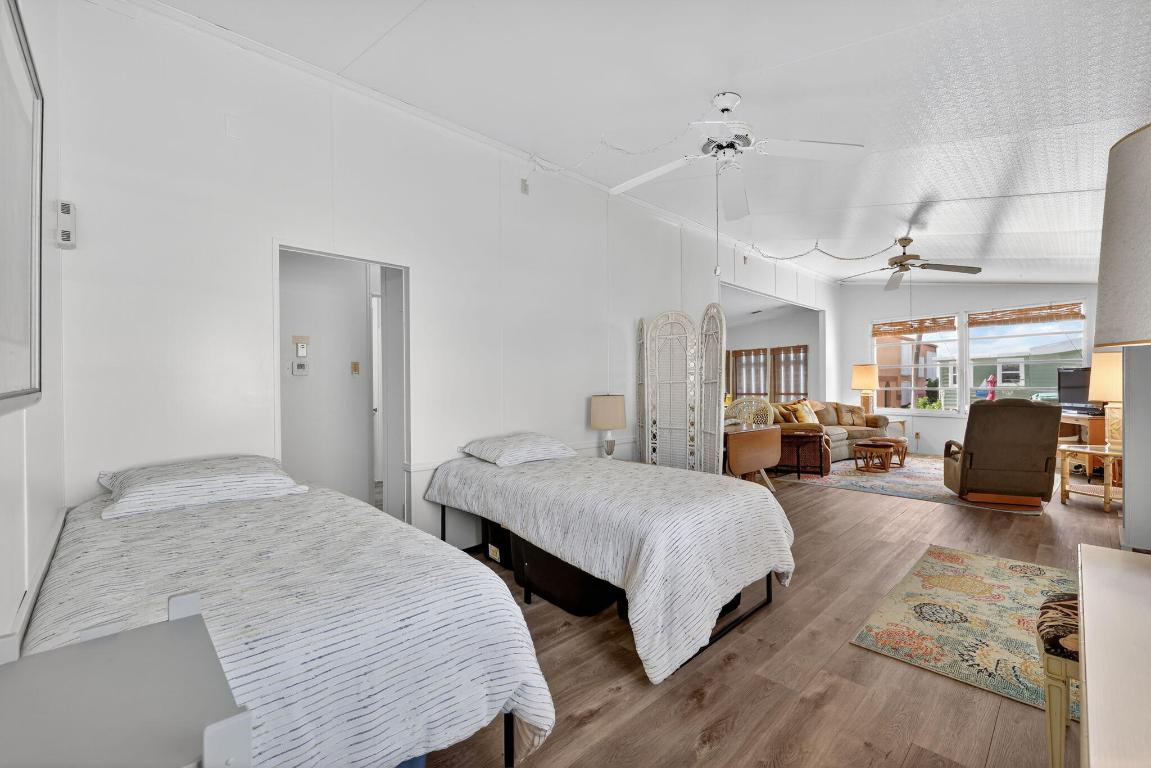 217 Nettles Boulevard