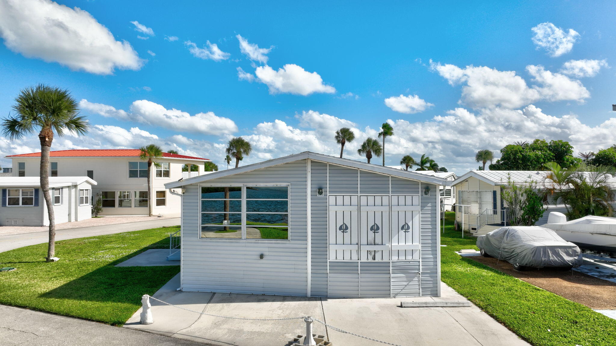 217 Nettles Boulevard