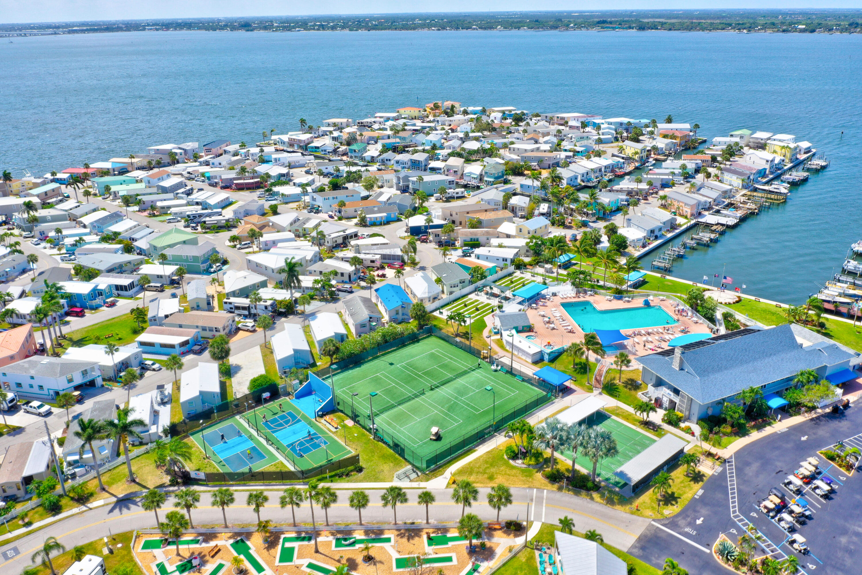 217 Nettles Boulevard