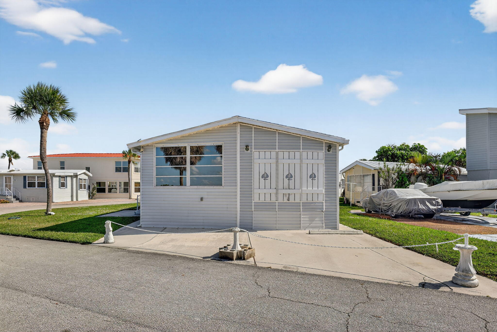 217 Nettles Boulevard