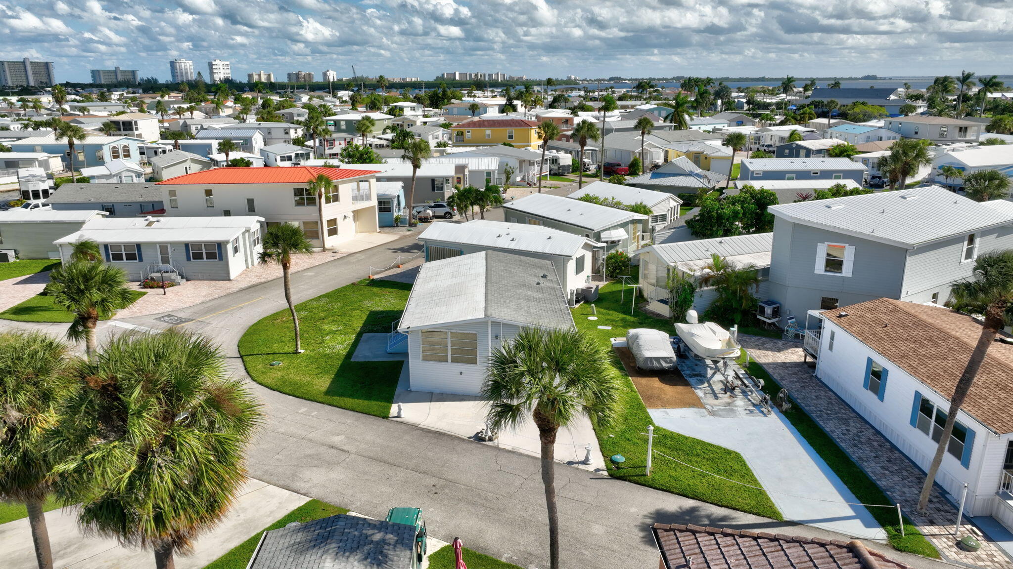 217 Nettles Boulevard