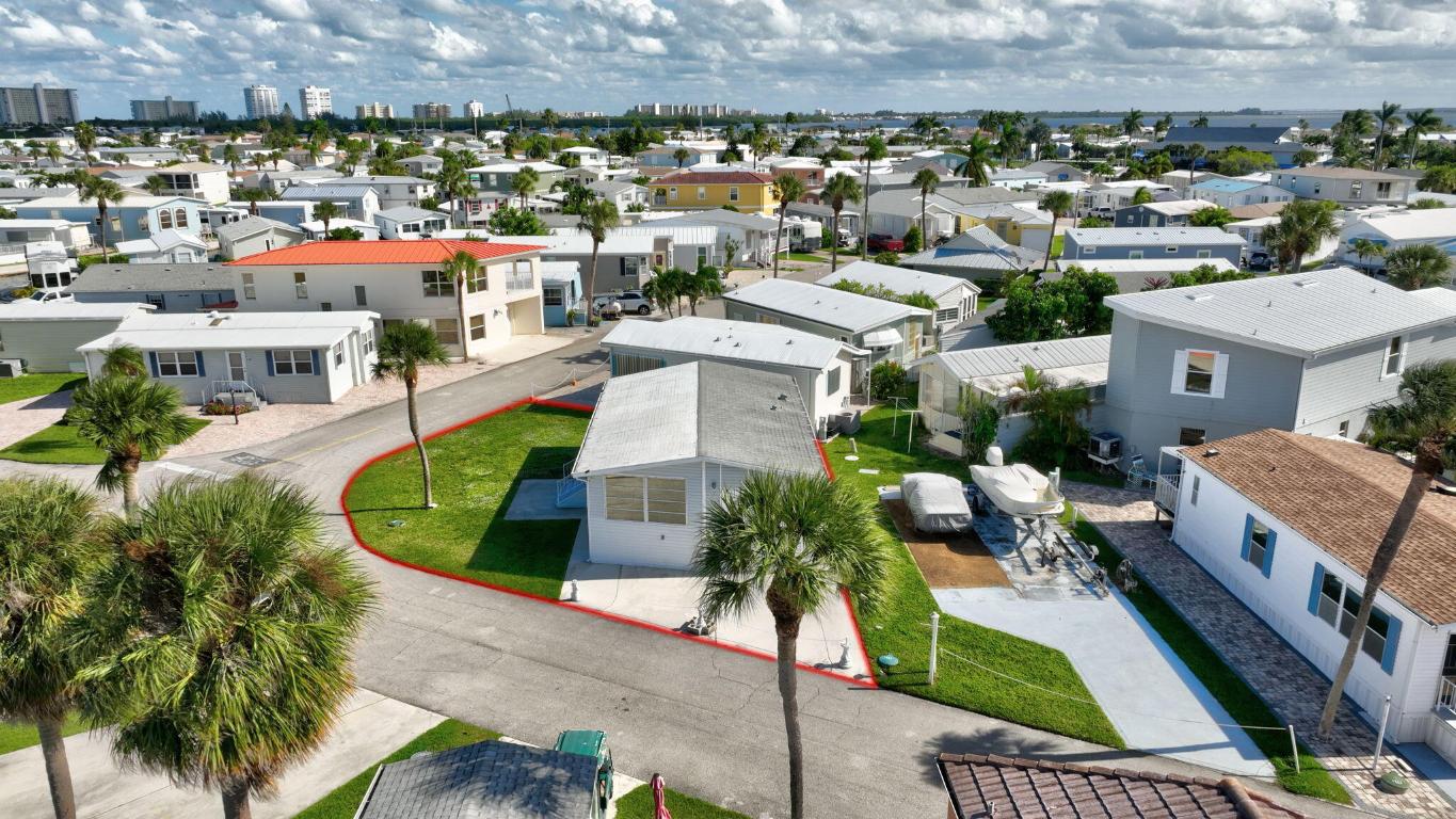 217 Nettles Boulevard