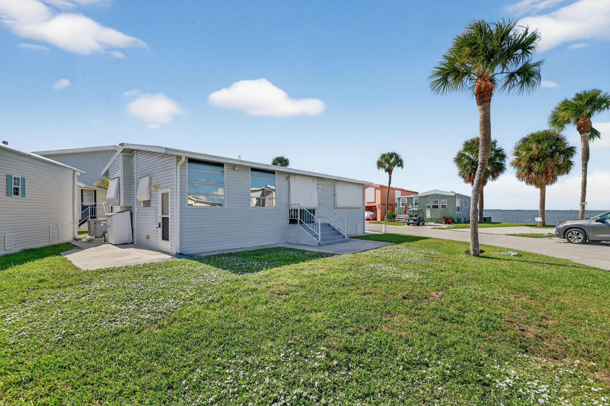 217 Nettles Boulevard