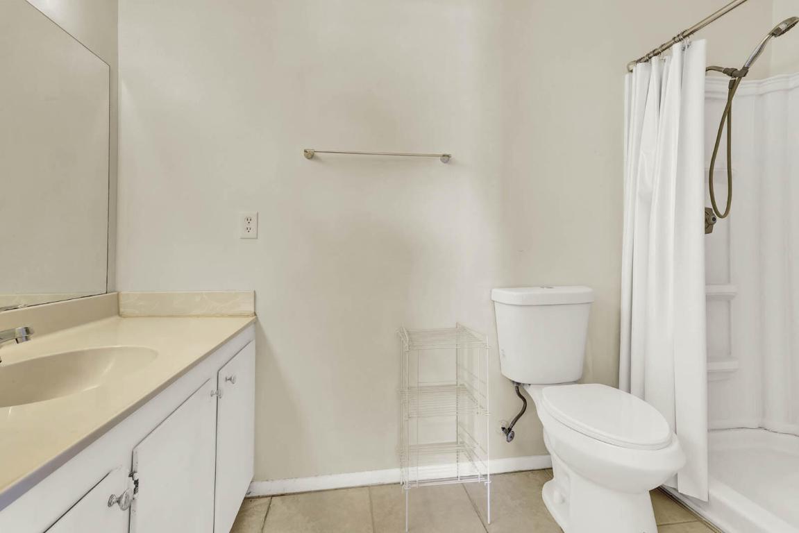 4104 NW Cinnamon Tree Circle