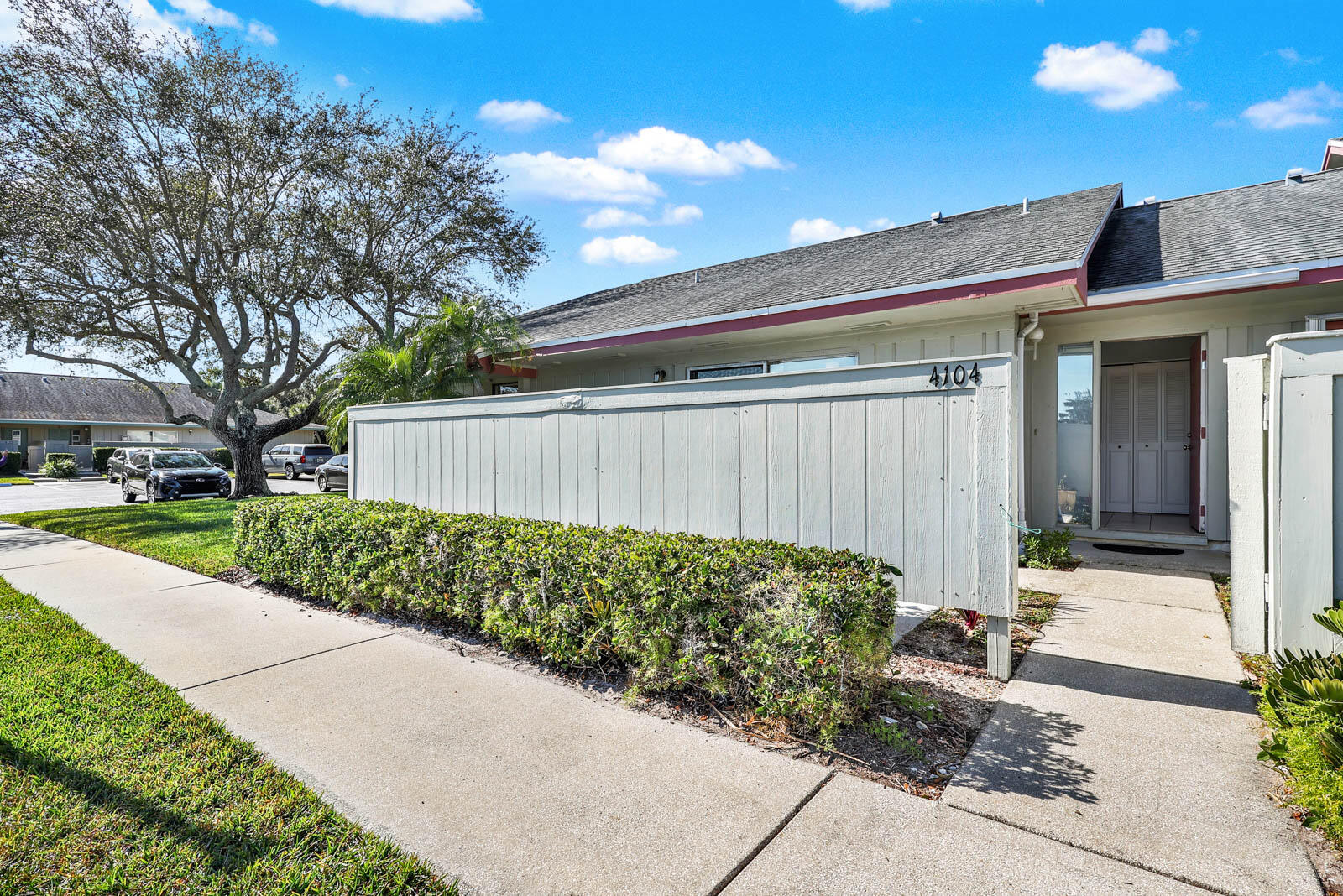 4104 NW Cinnamon Tree Circle