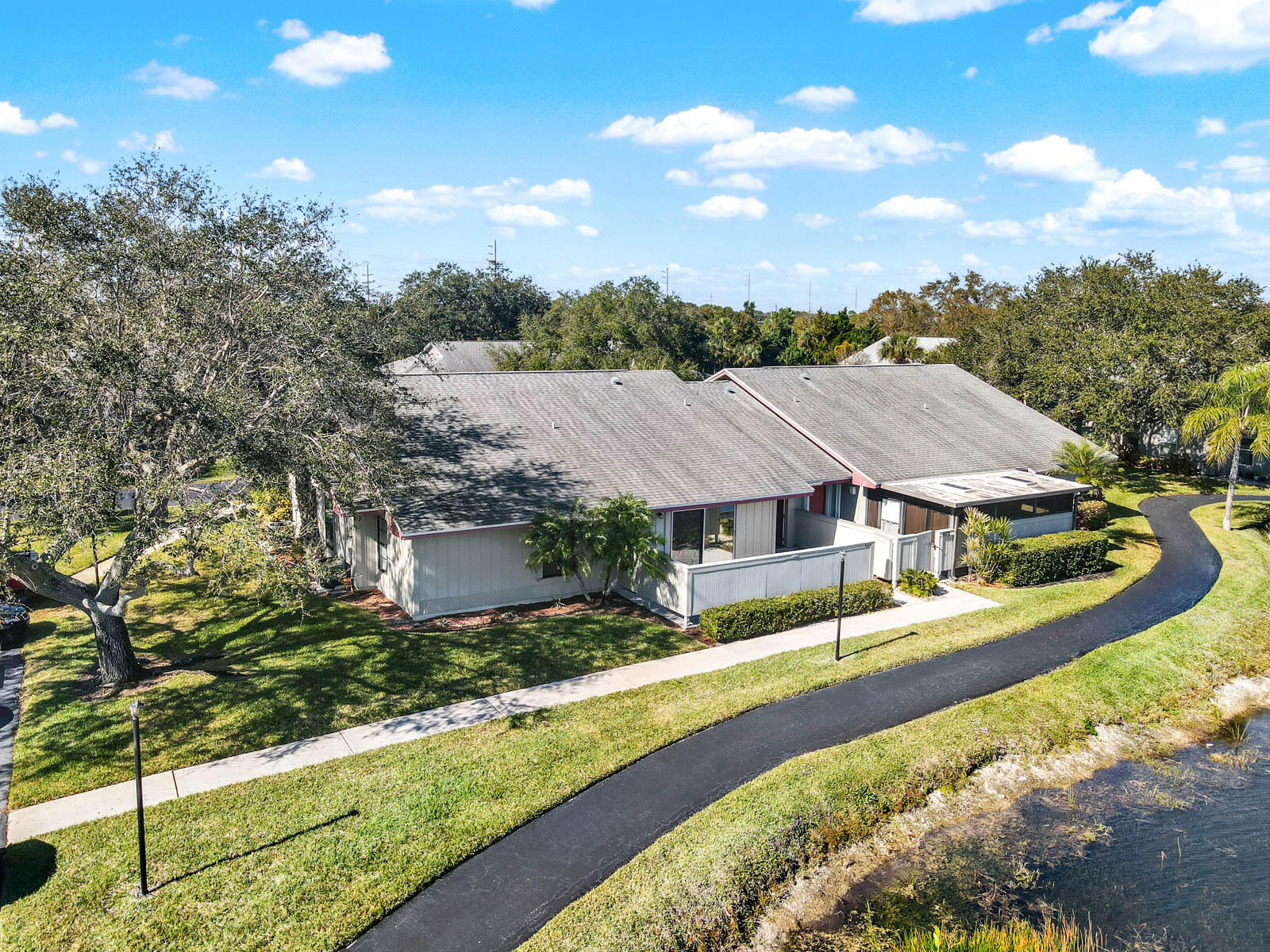 4104 NW Cinnamon Tree Circle