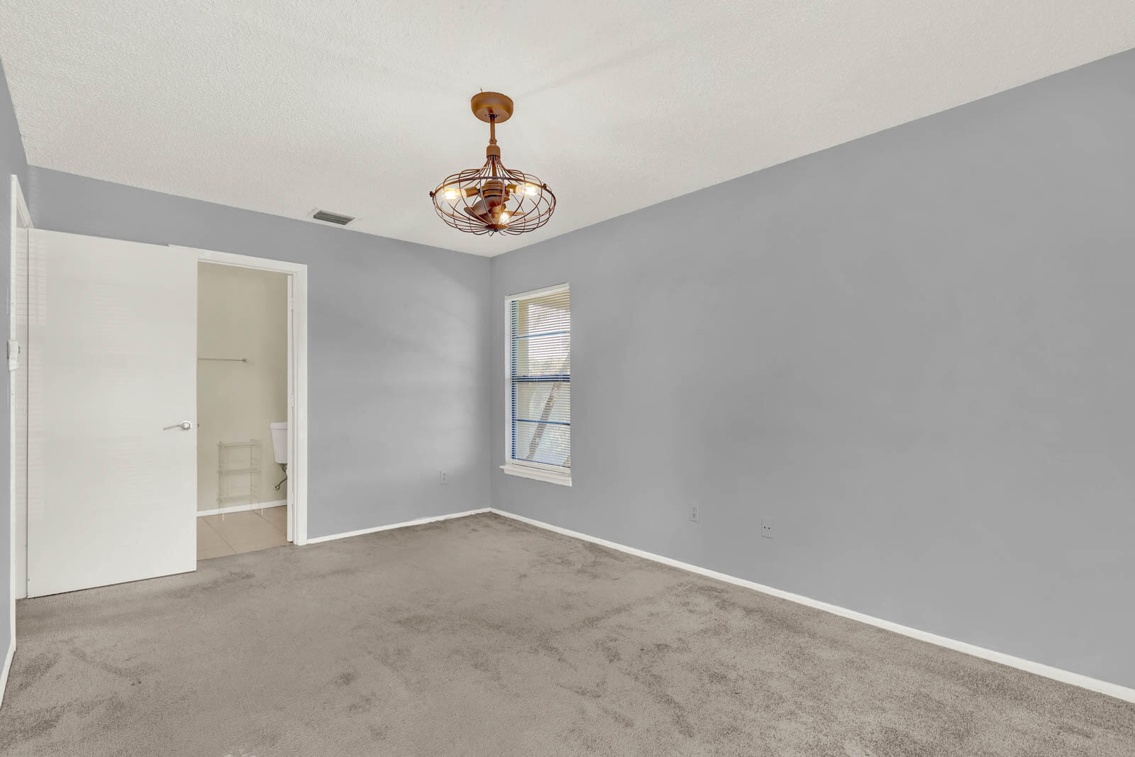 4104 NW Cinnamon Tree Circle