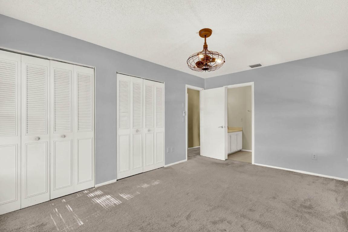 4104 NW Cinnamon Tree Circle