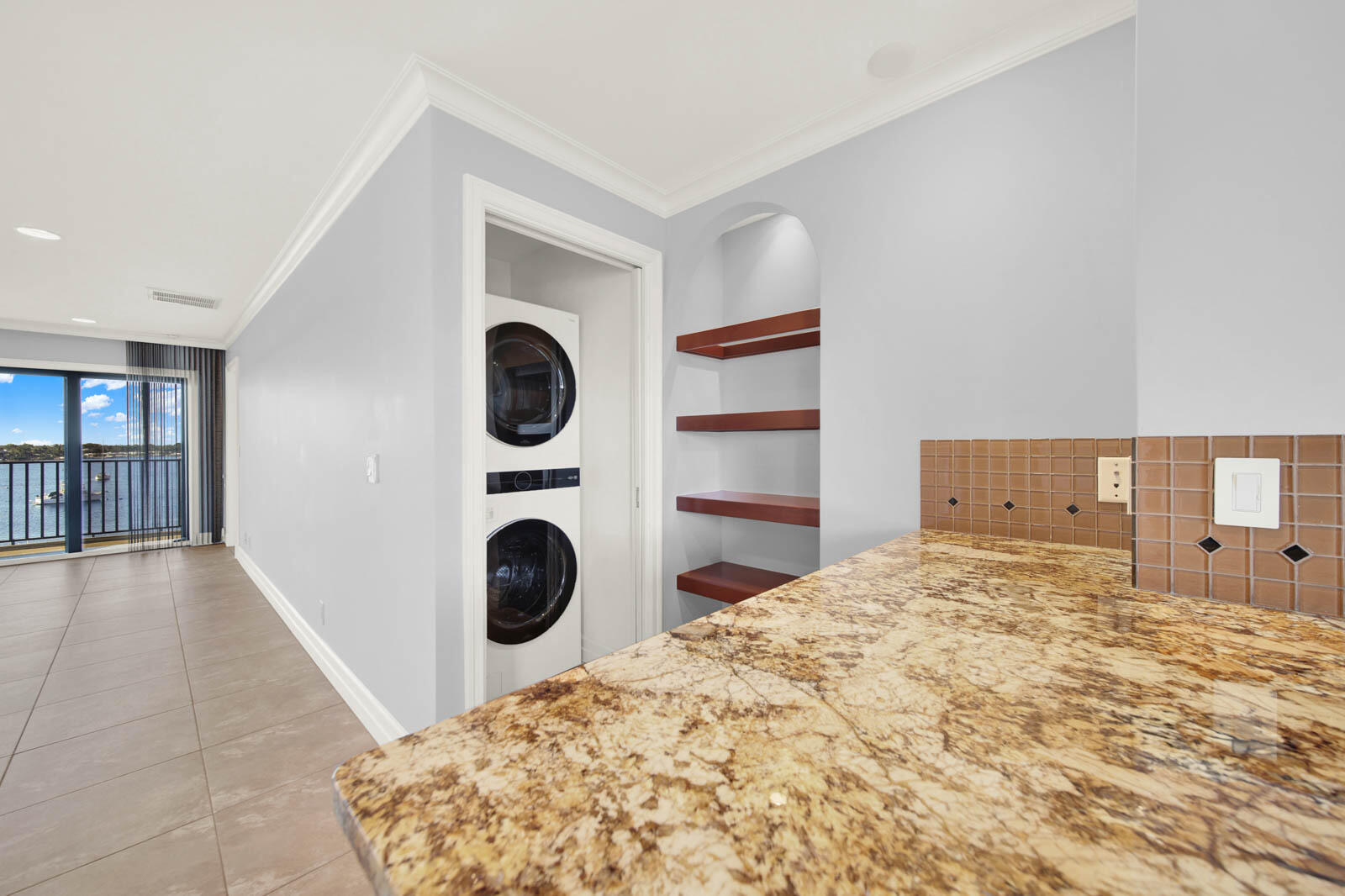 624 SW Saint Lucie Crescent 406