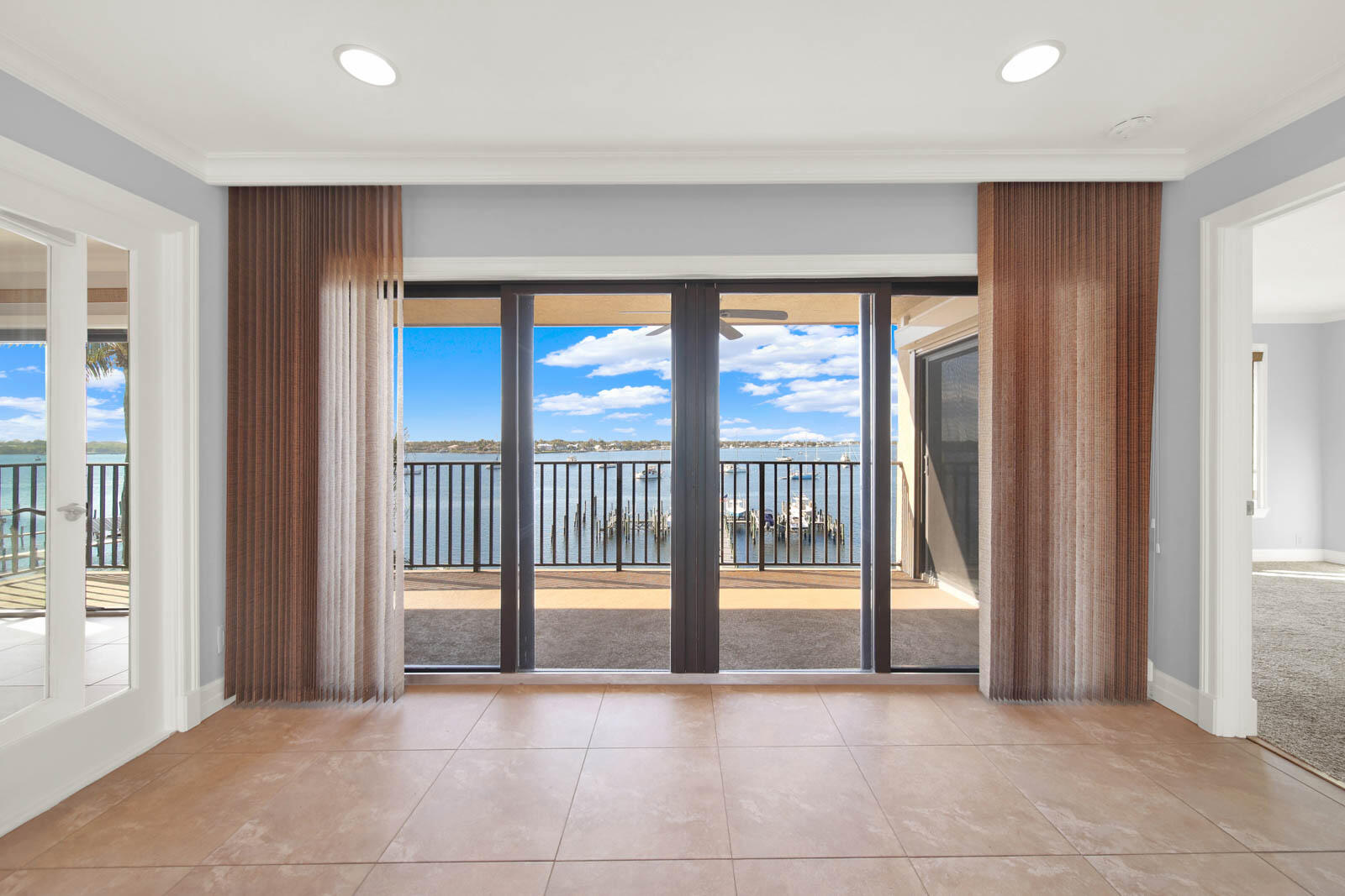 624 SW Saint Lucie Crescent 406