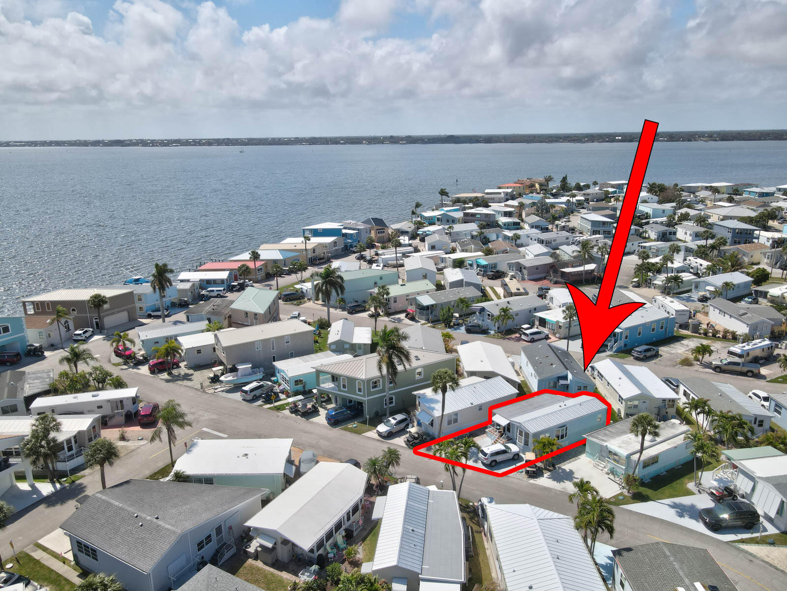 976 Nettles Boulevard