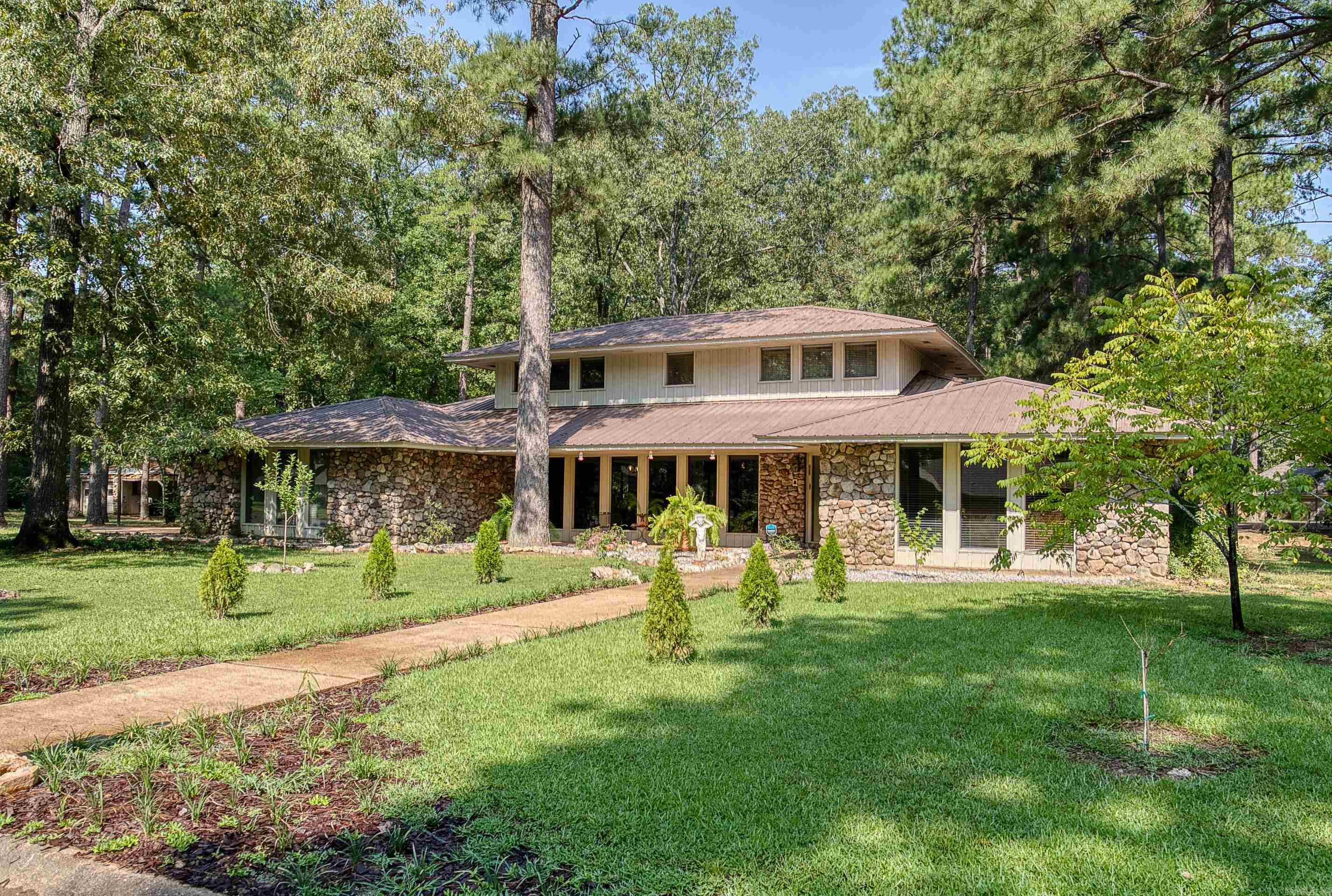 202 Charlotte Drive