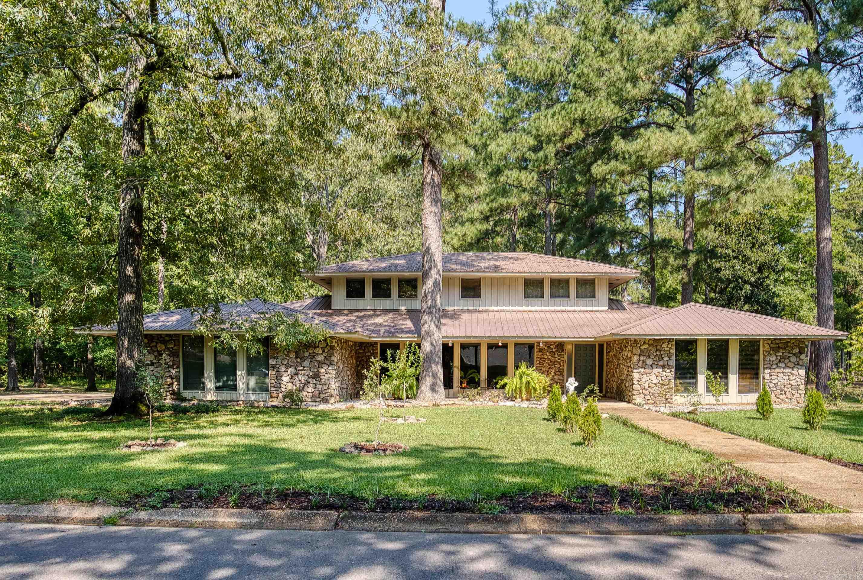 202 Charlotte Drive