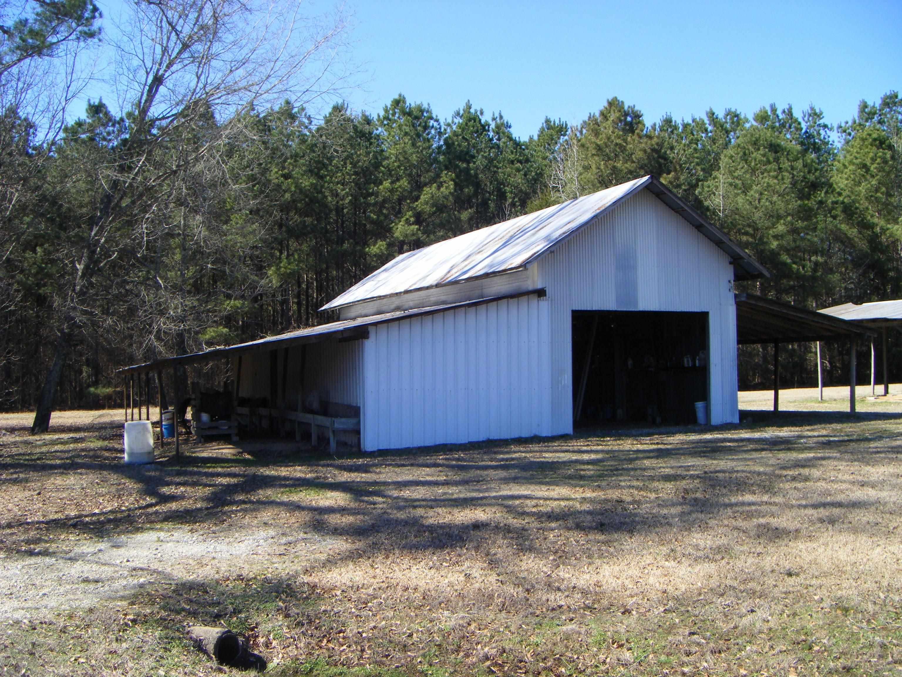 5207 Hwy 26 W