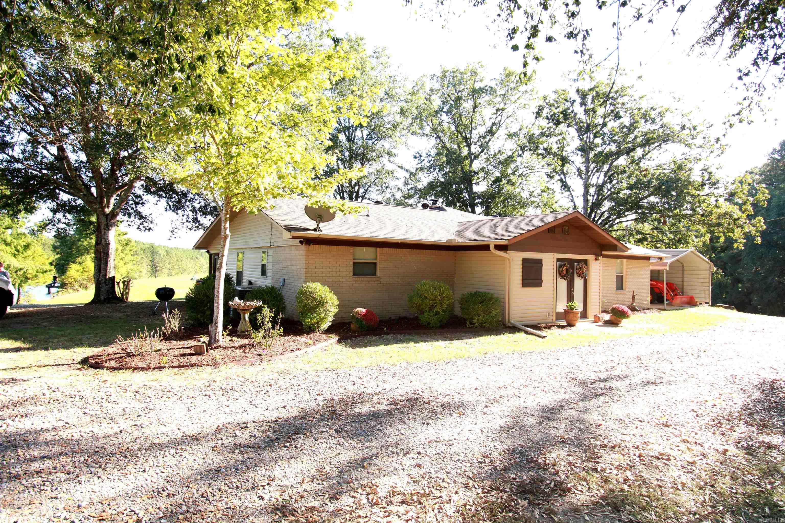 5207 Hwy 26 W