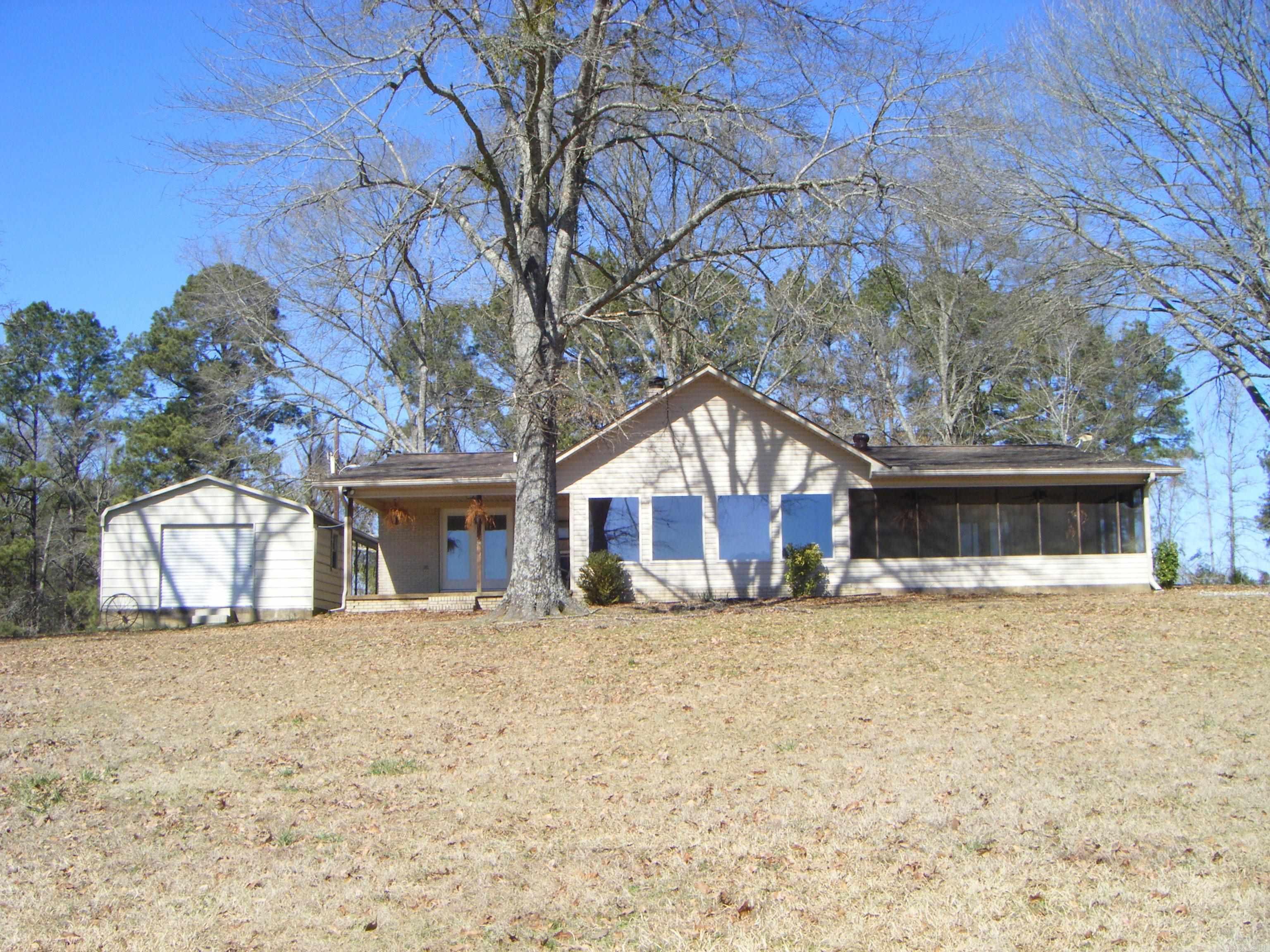 5207 Hwy 26 W
