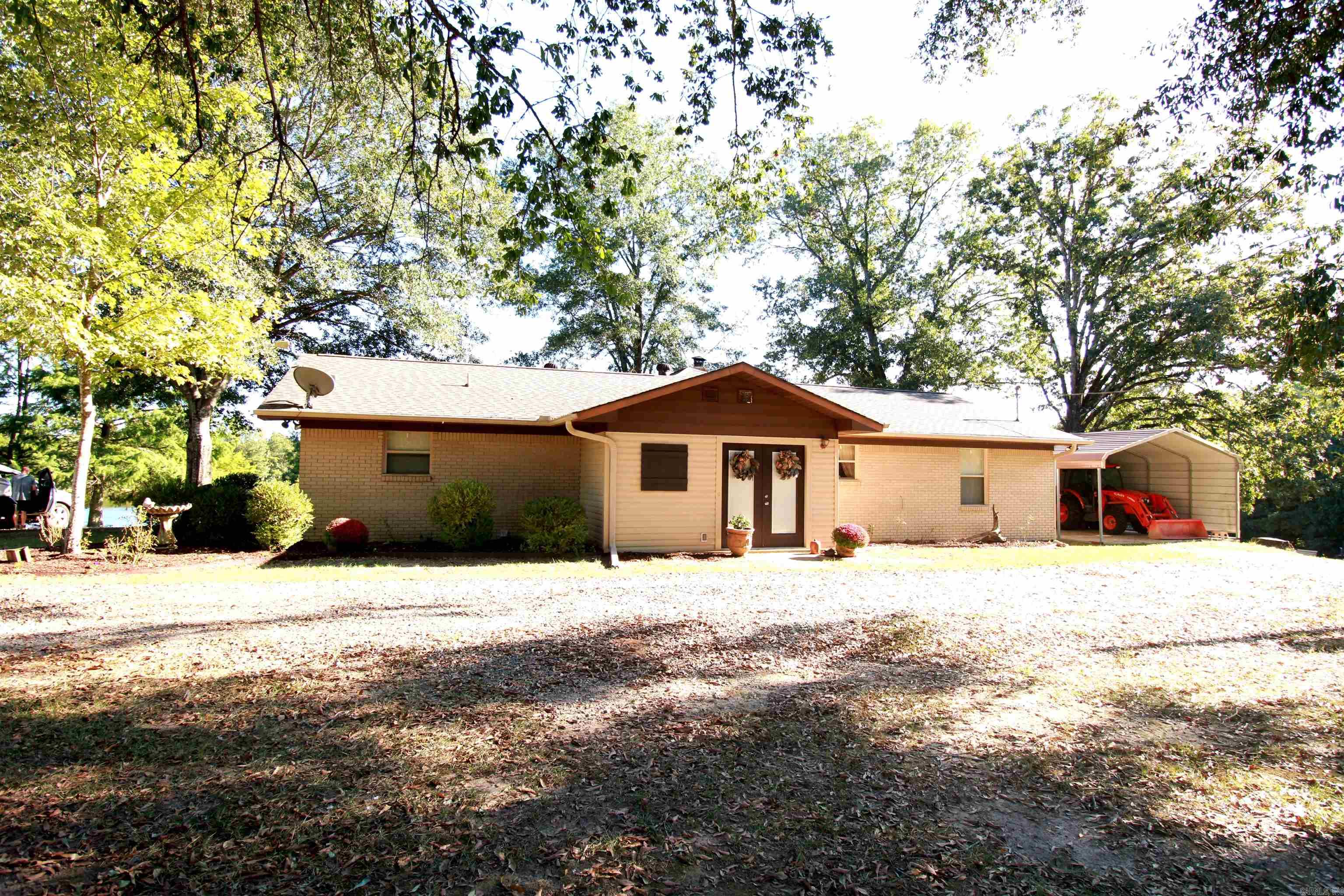 5207 Hwy 26 W