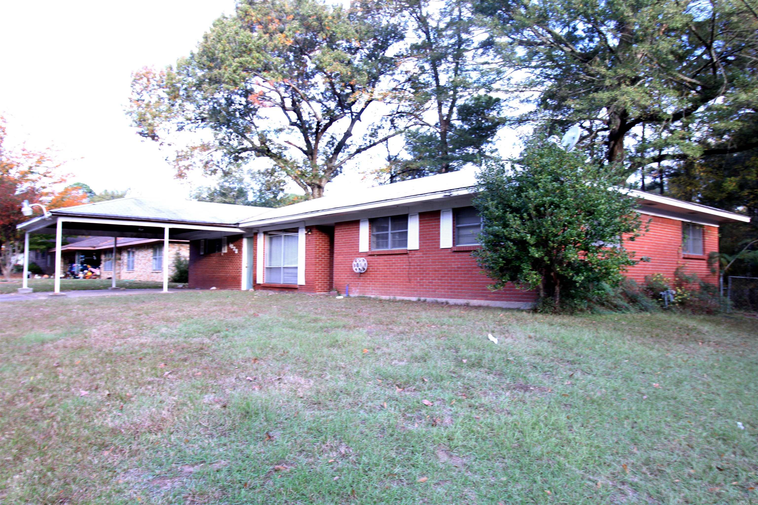 1838 Center Street