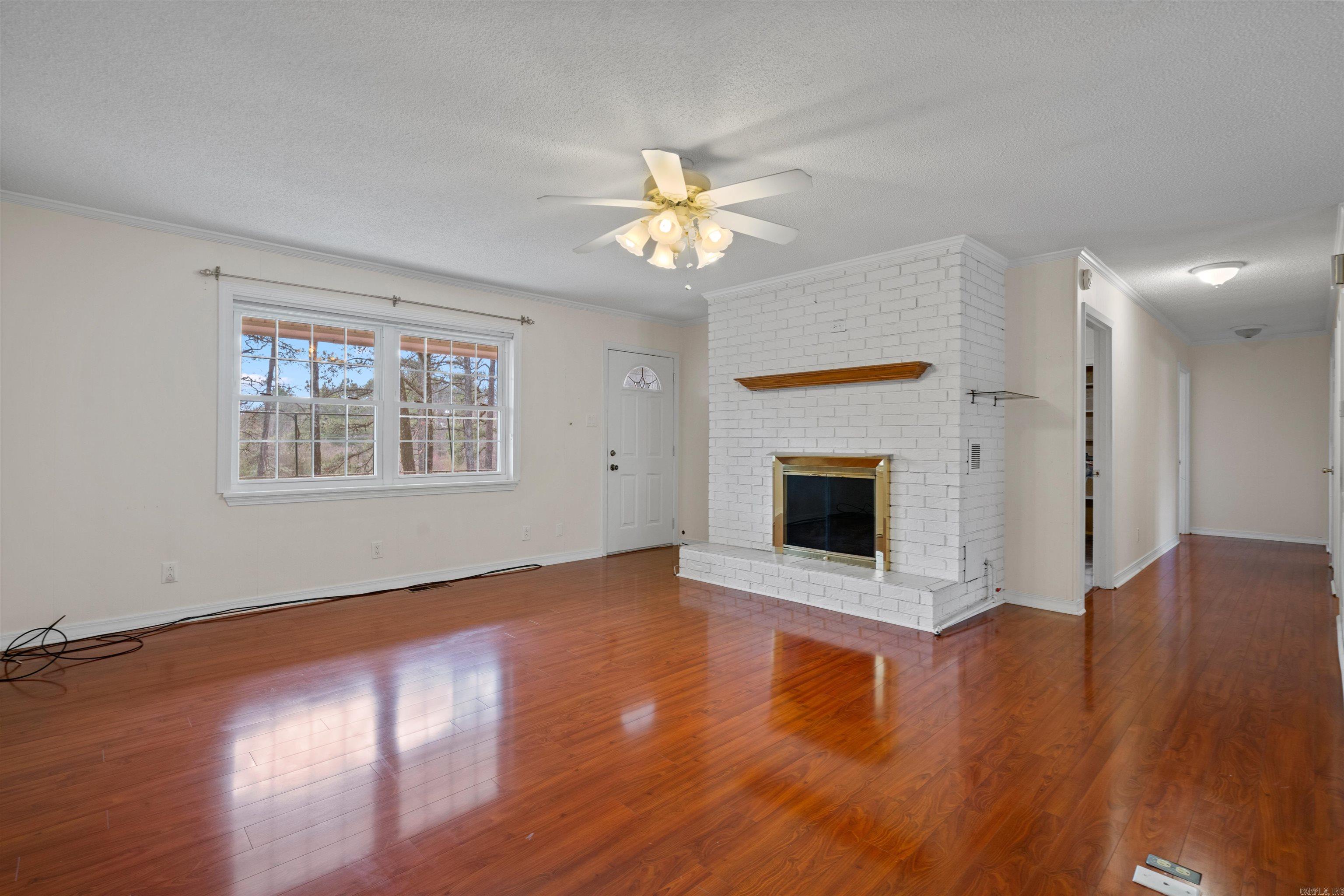 107 N Rogers Road