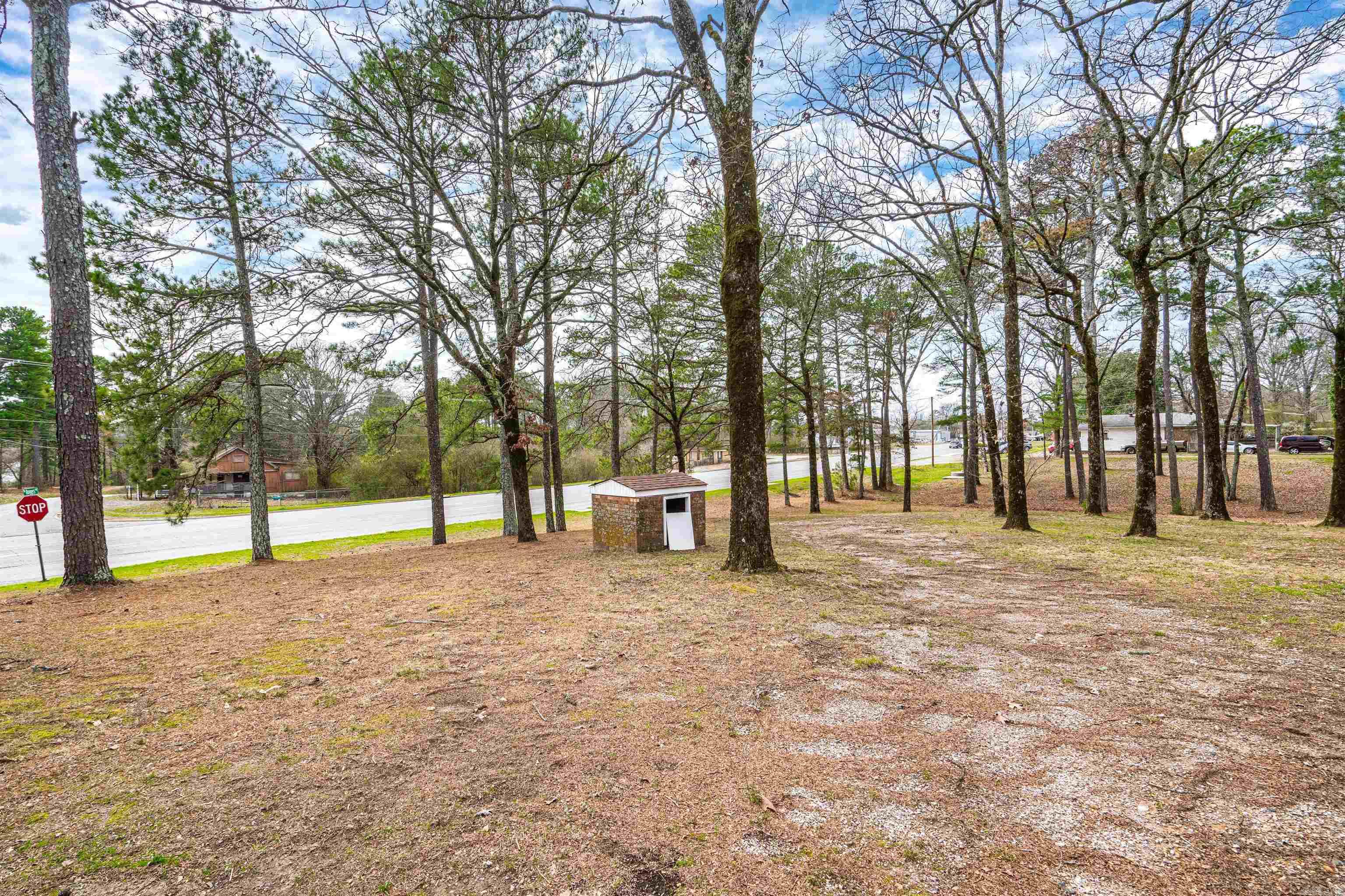 107 N Rogers Road