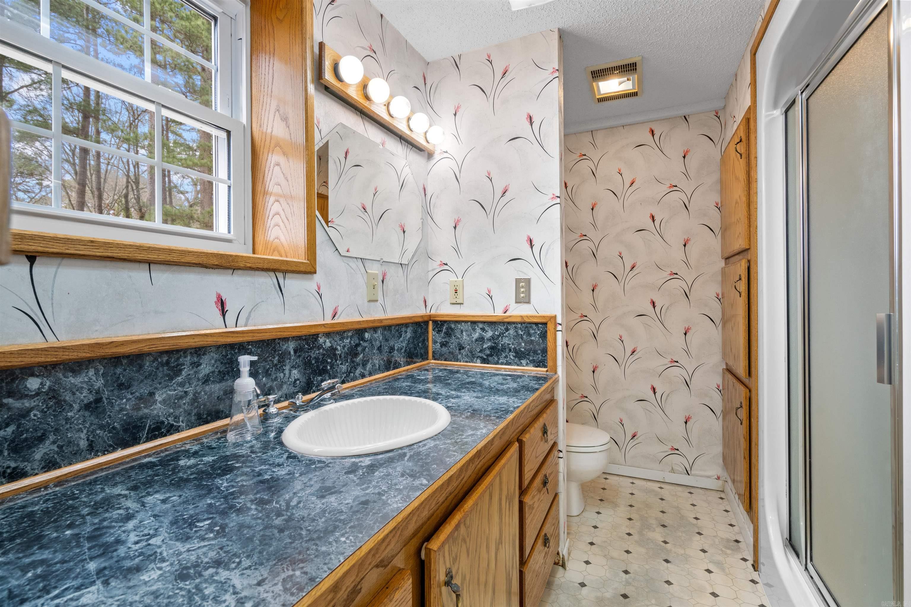 107 N Rogers Road