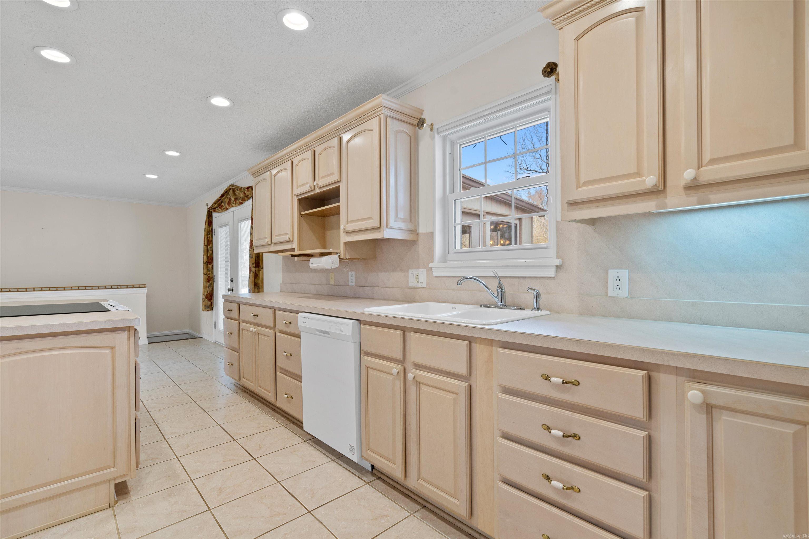 107 N Rogers Road