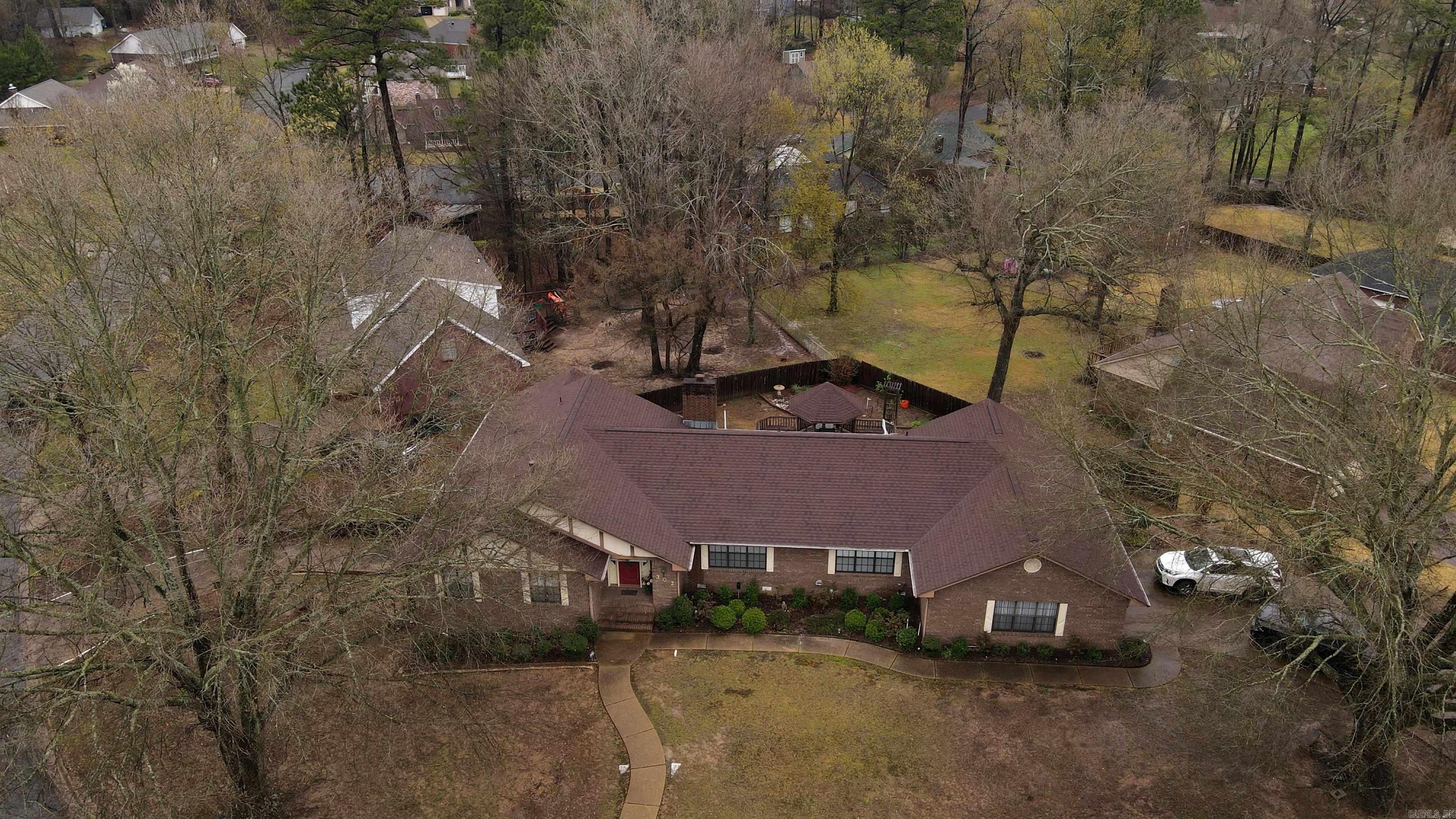 302 North Park Drive