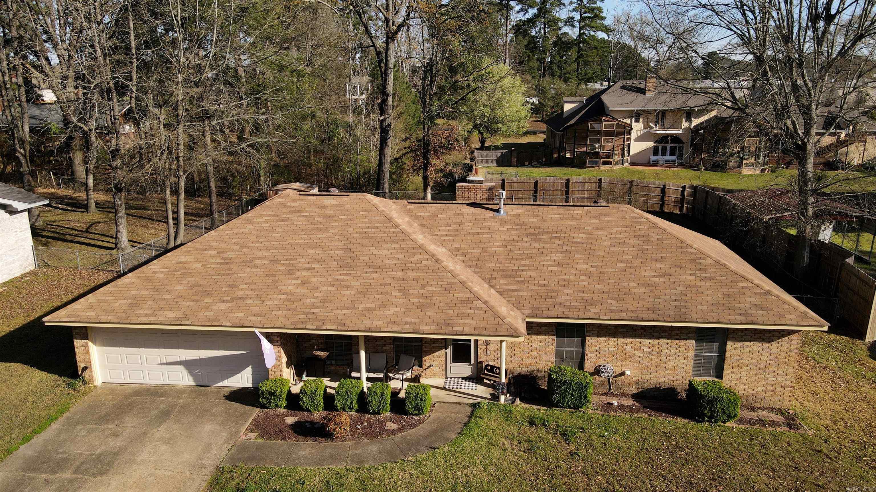 2710 Lynwood Drive