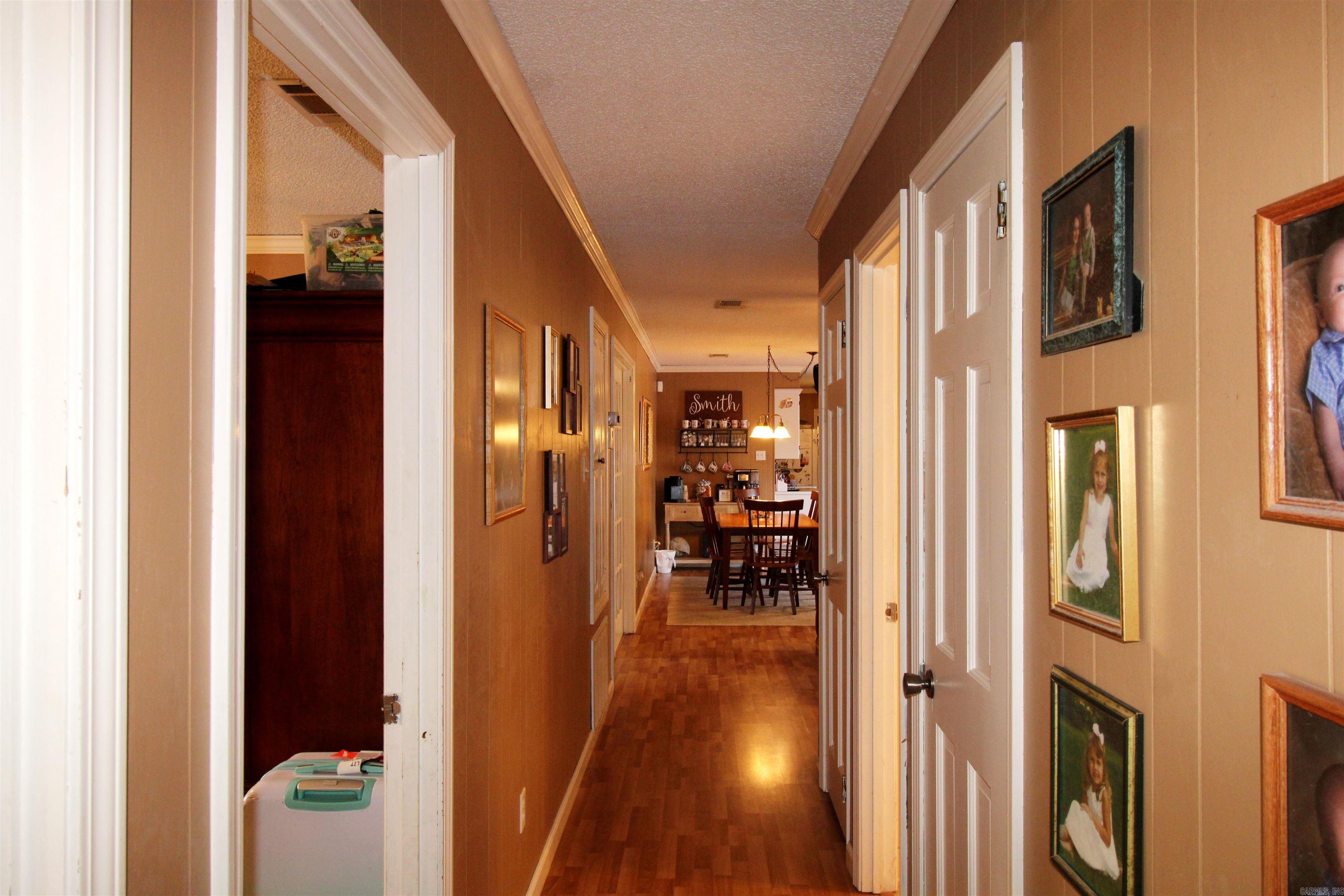2710 Lynwood Drive