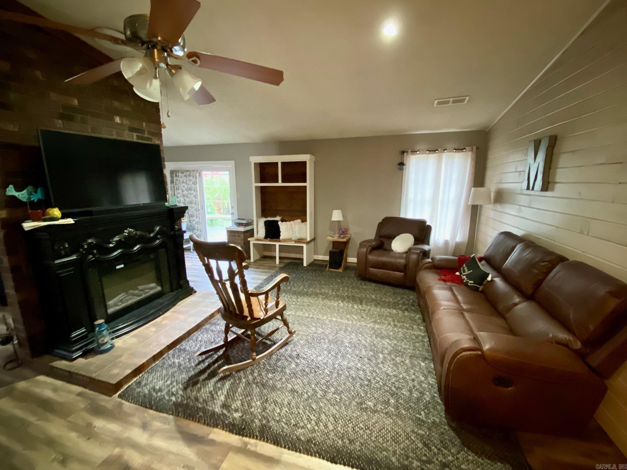 831 Akers Road