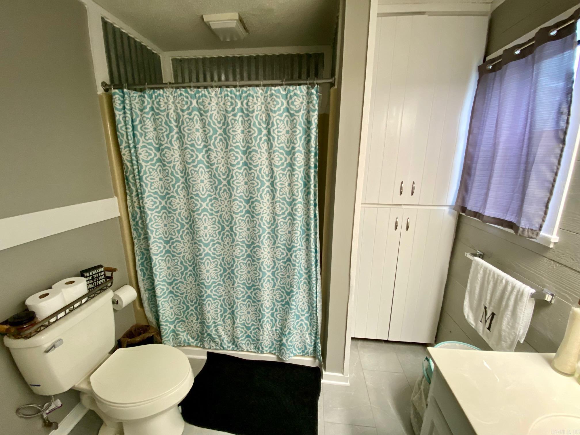 831 Akers Road