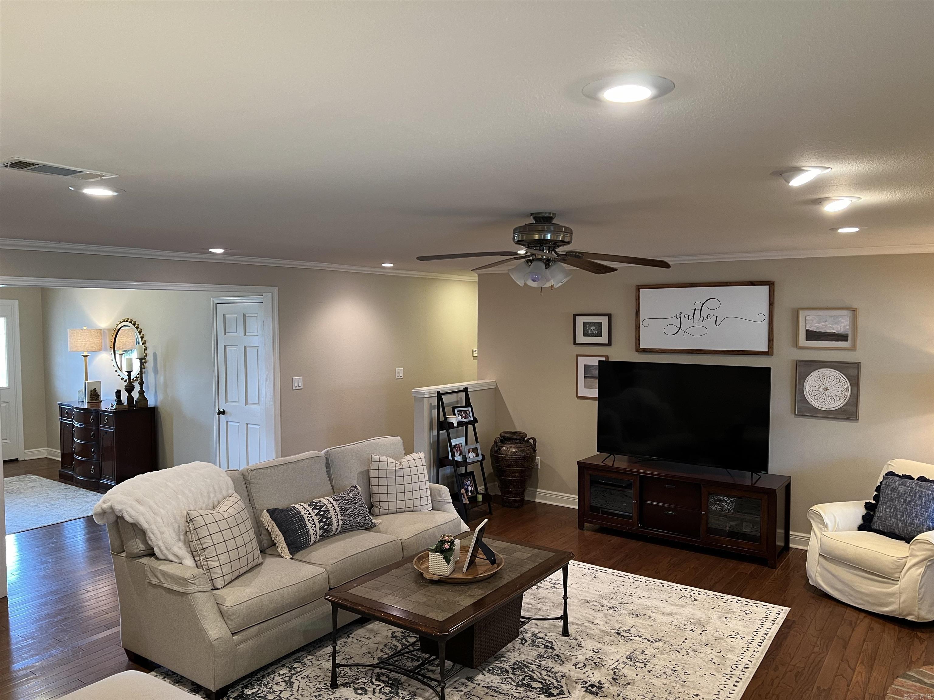 805 Magnolia Drive