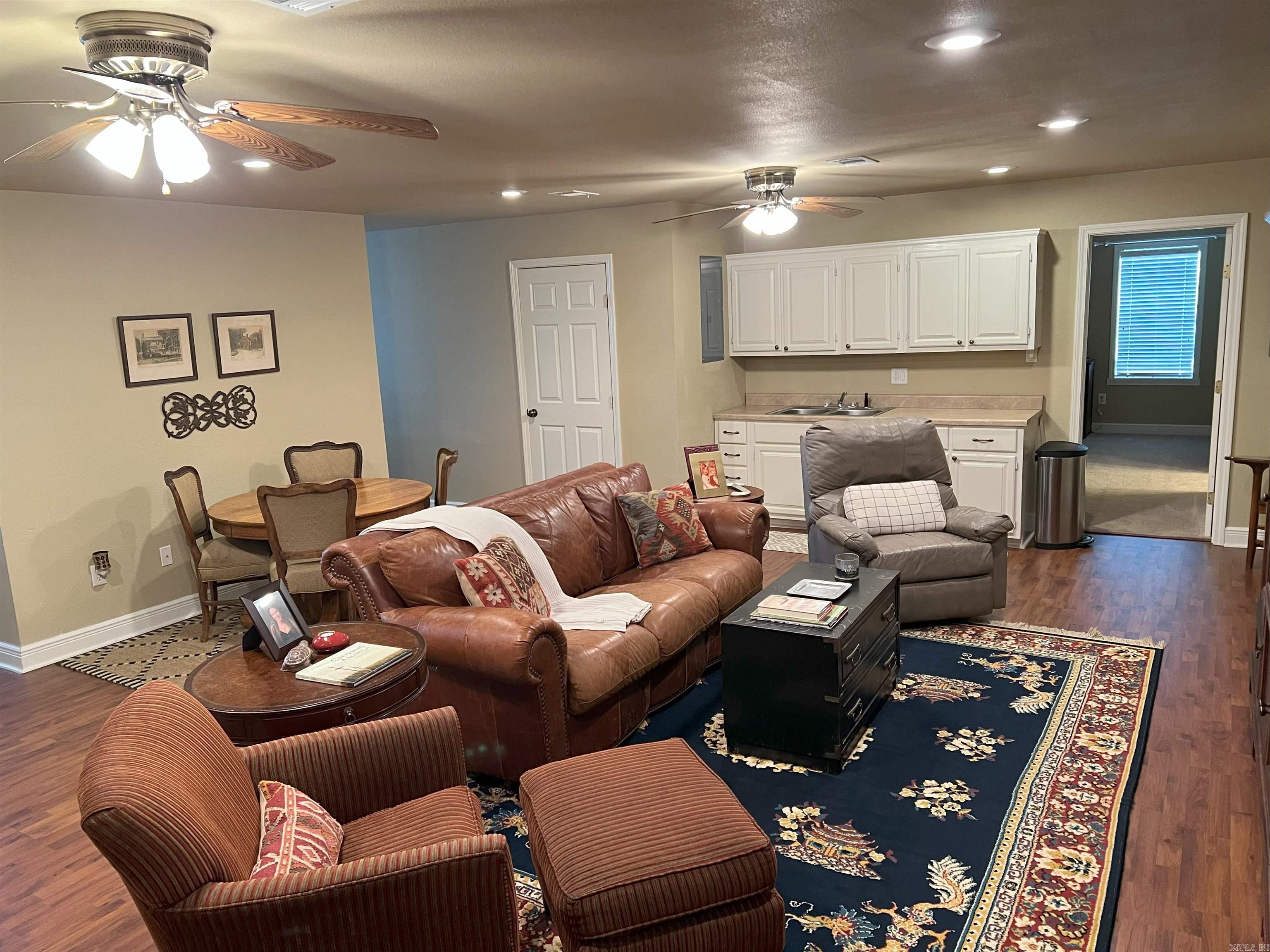 805 Magnolia Drive