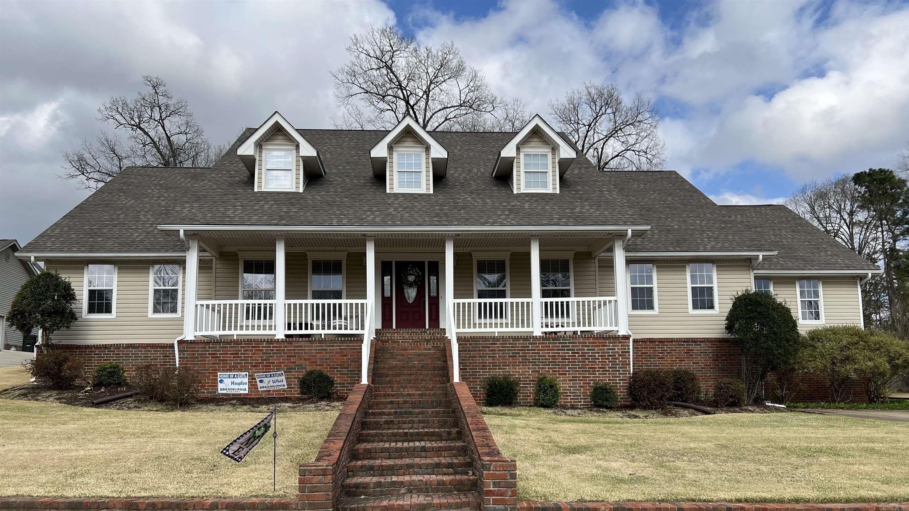 805 Magnolia Drive