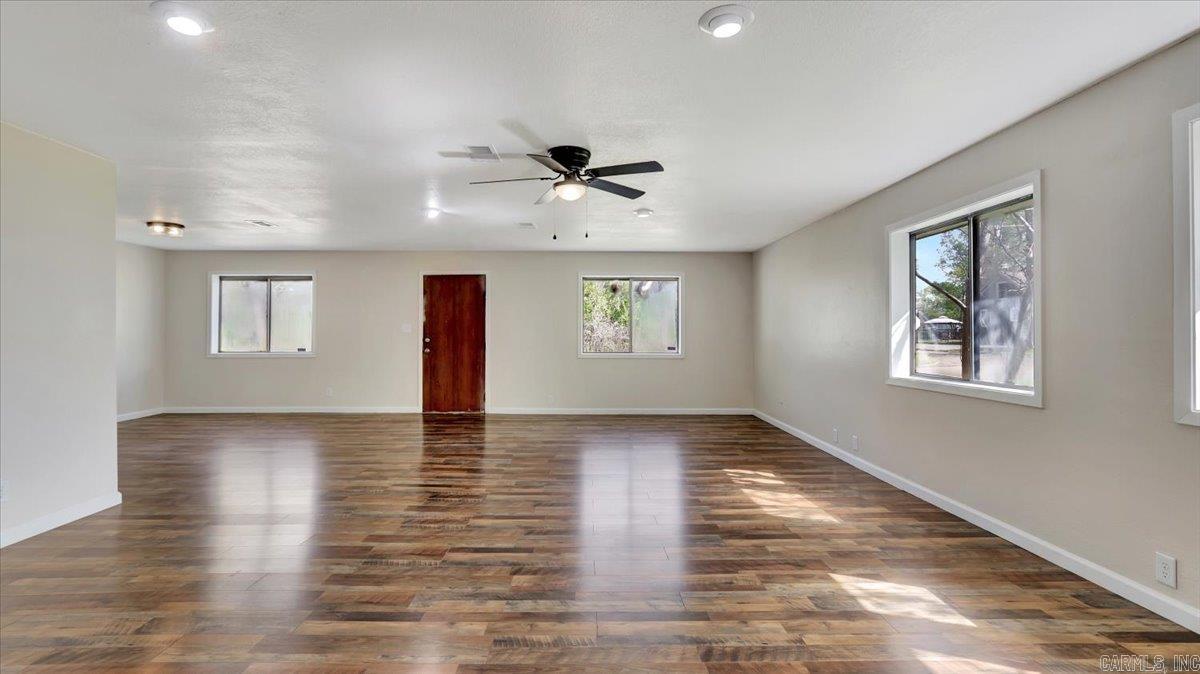 802 E Maple