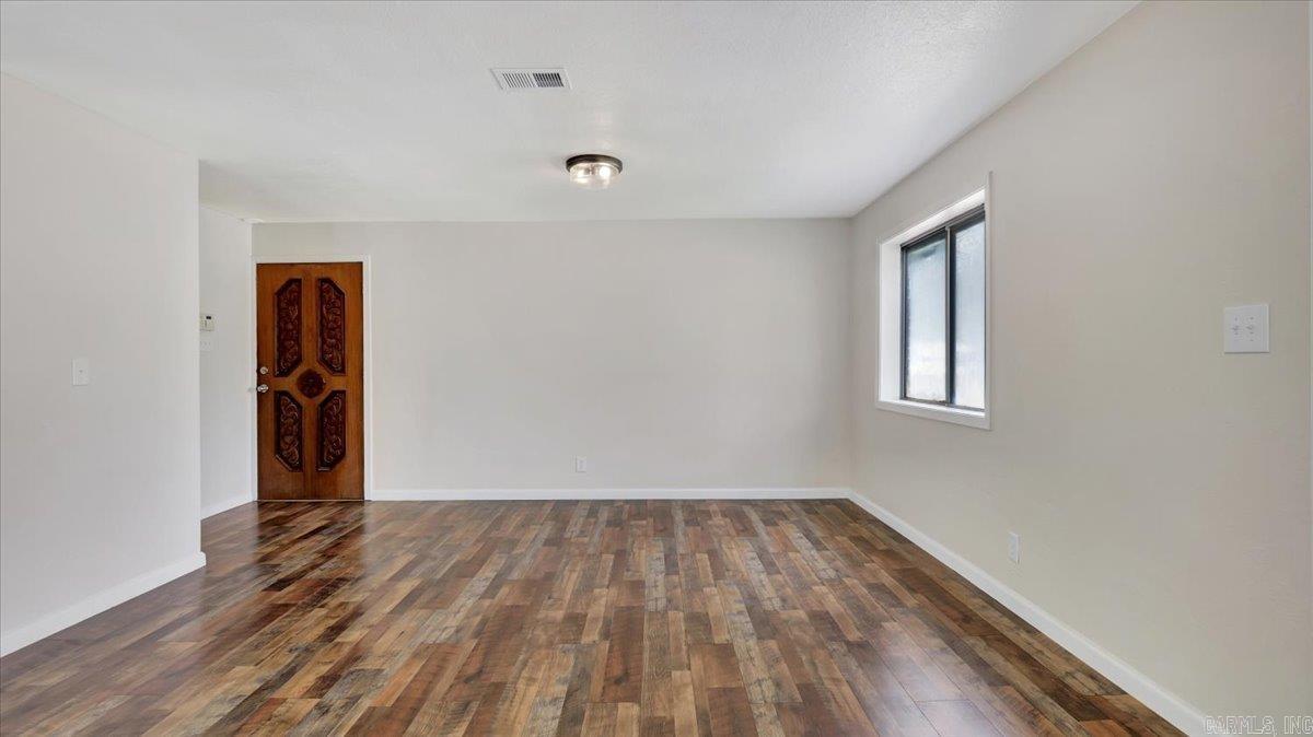 802 E Maple