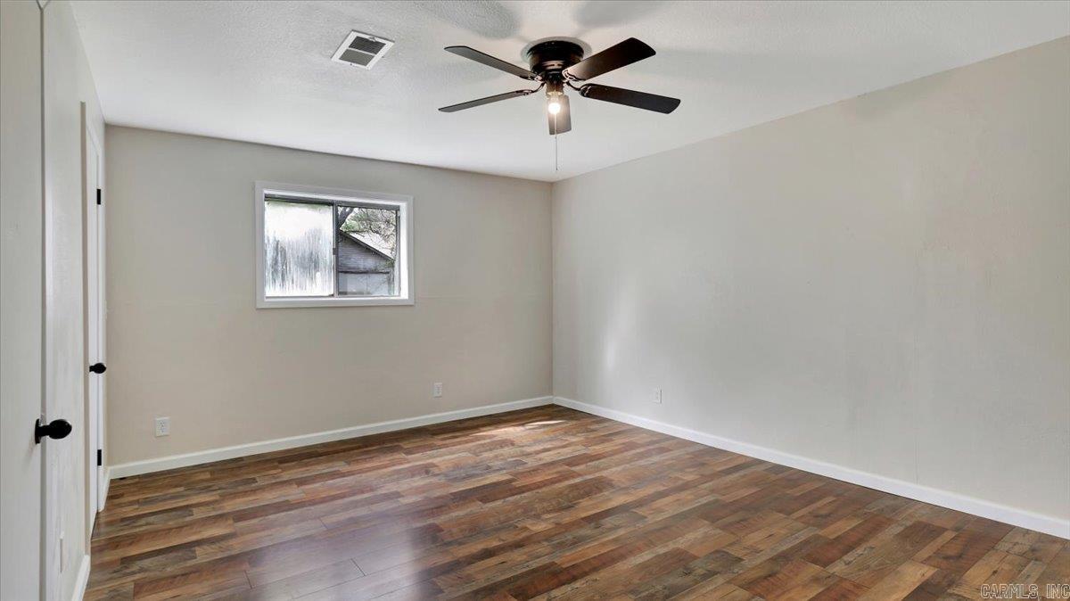 802 E Maple
