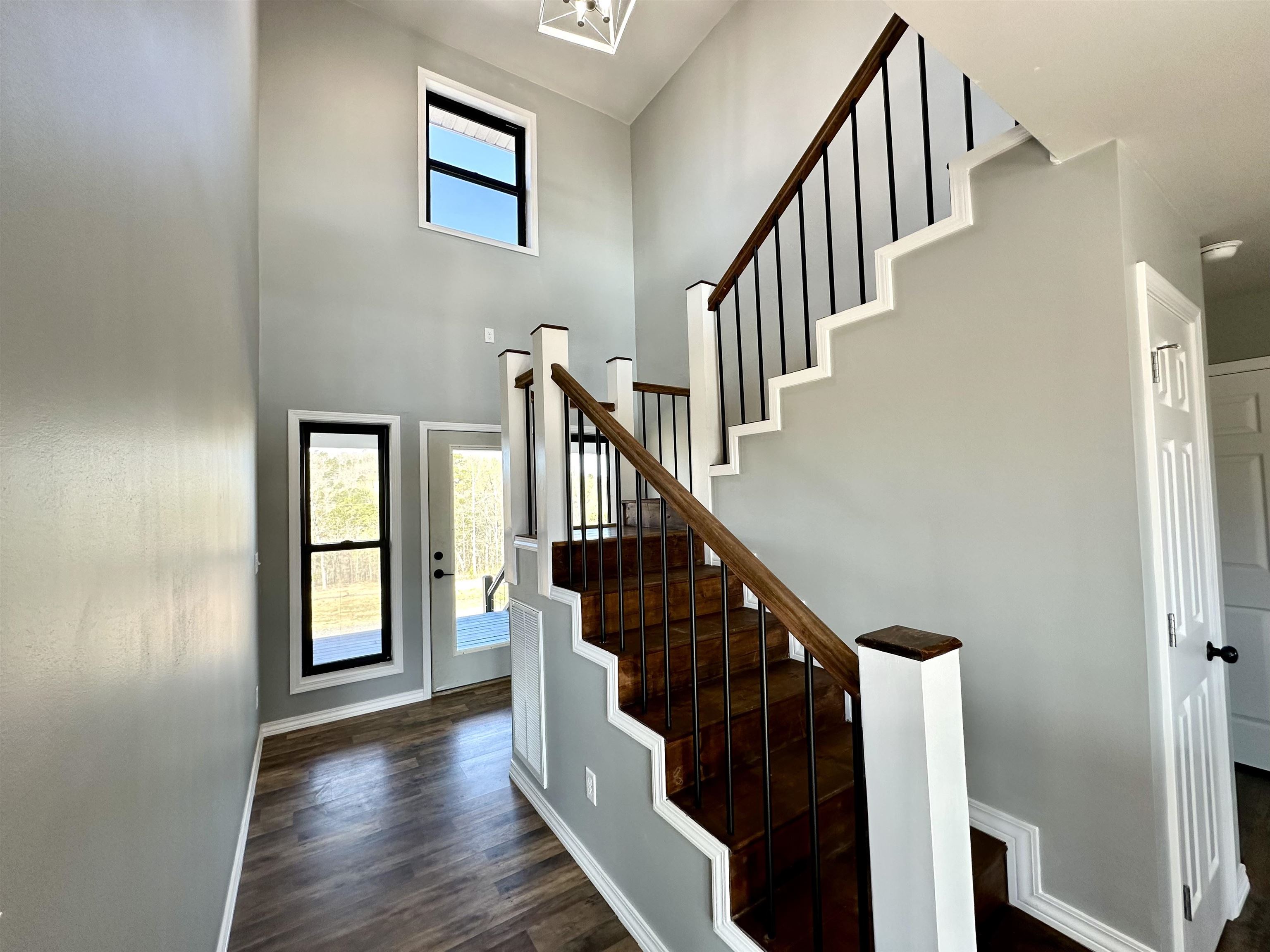 1461 Porter Road