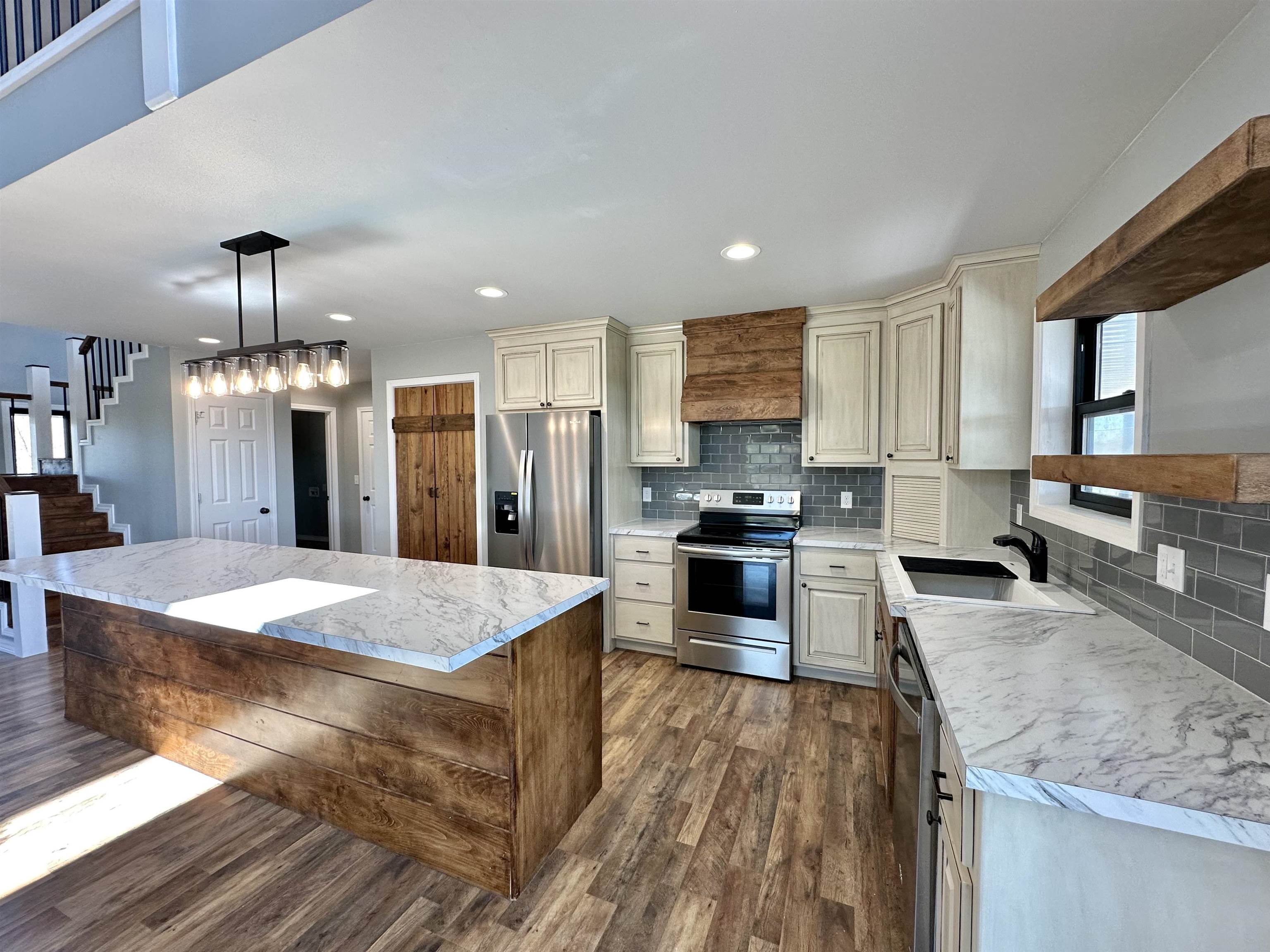 1461 Porter Road