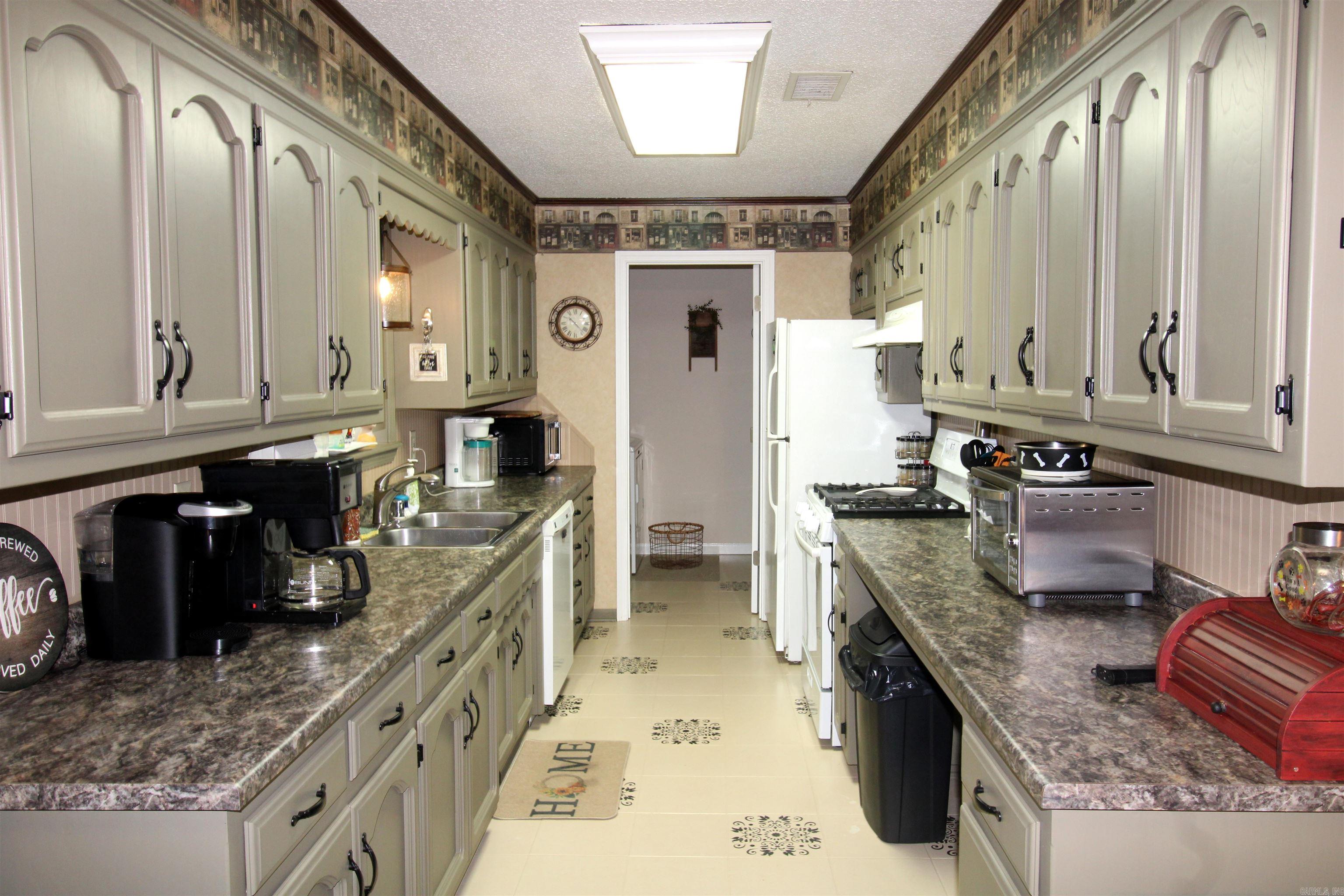 1005 Village Drive