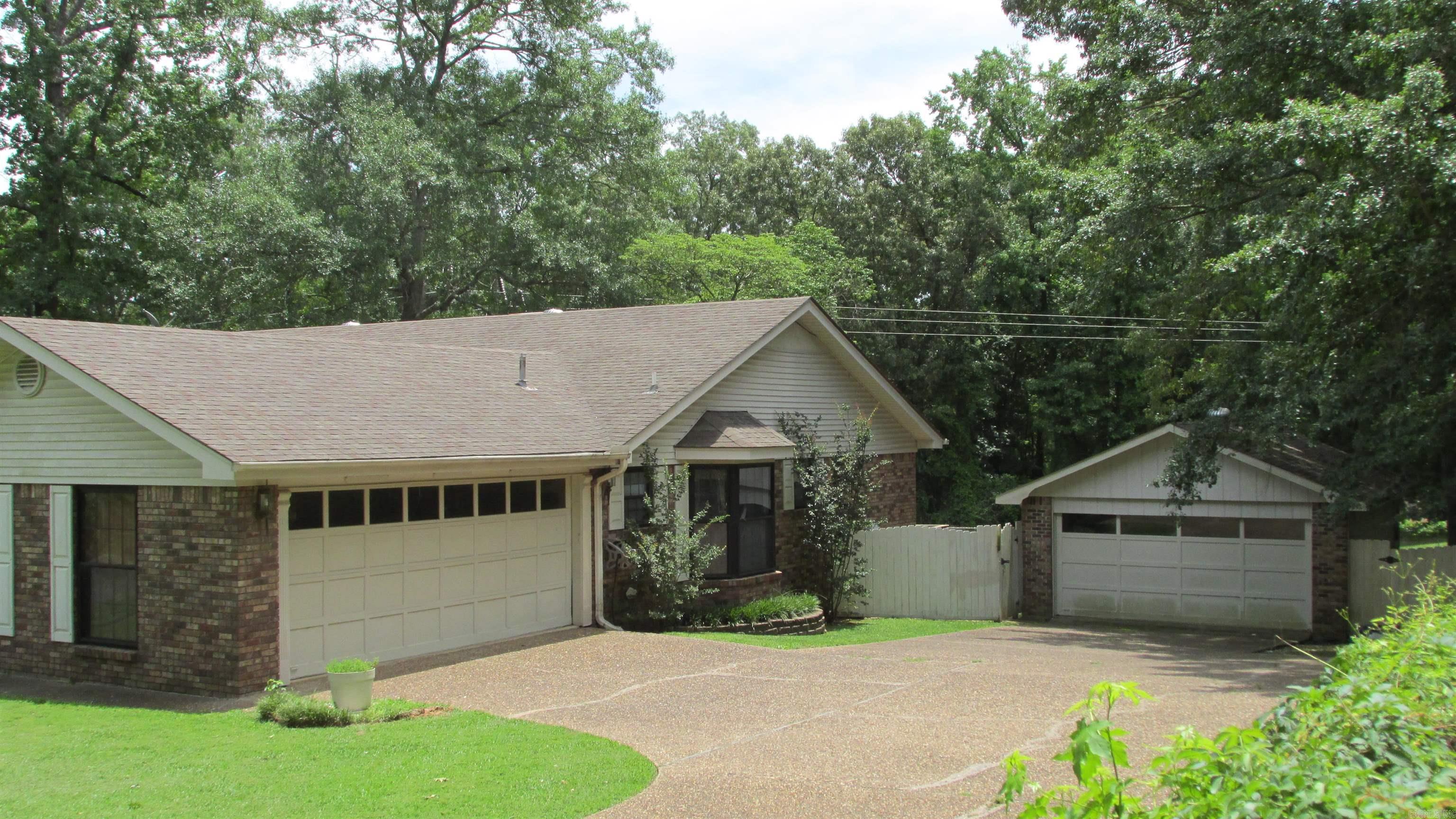 11 Glendale Court