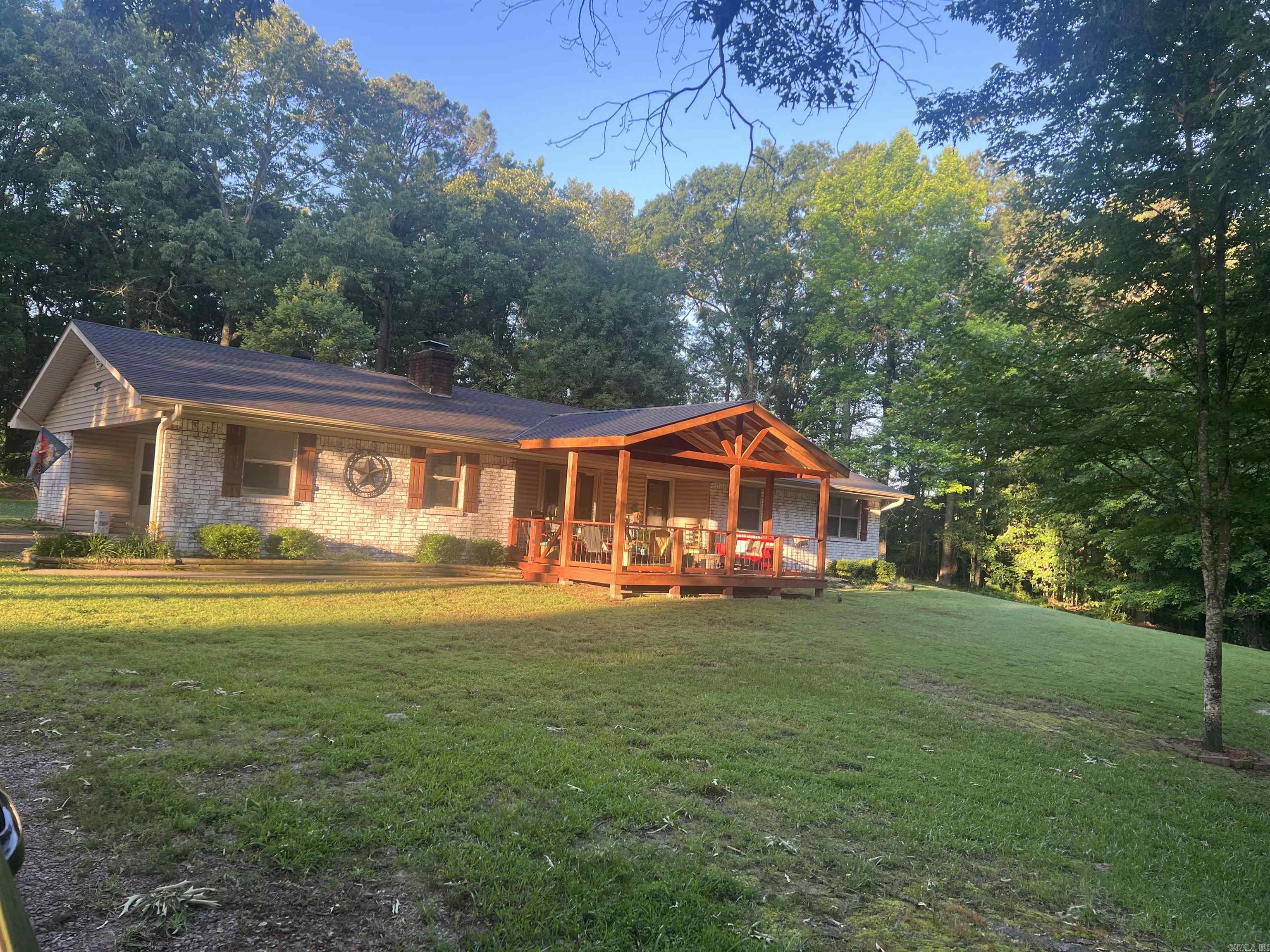 231 Moore Loop