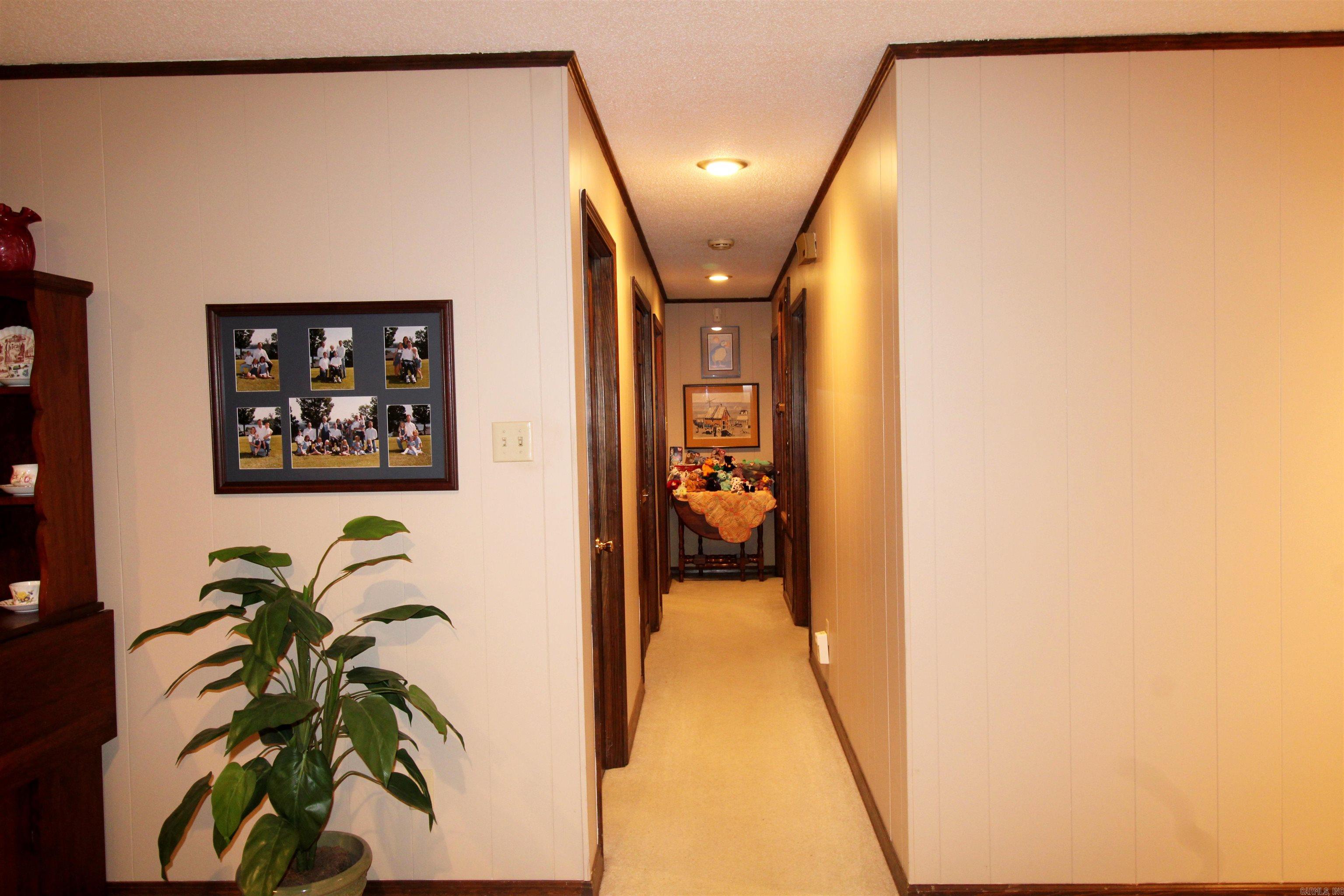 10 Lexington Circle
