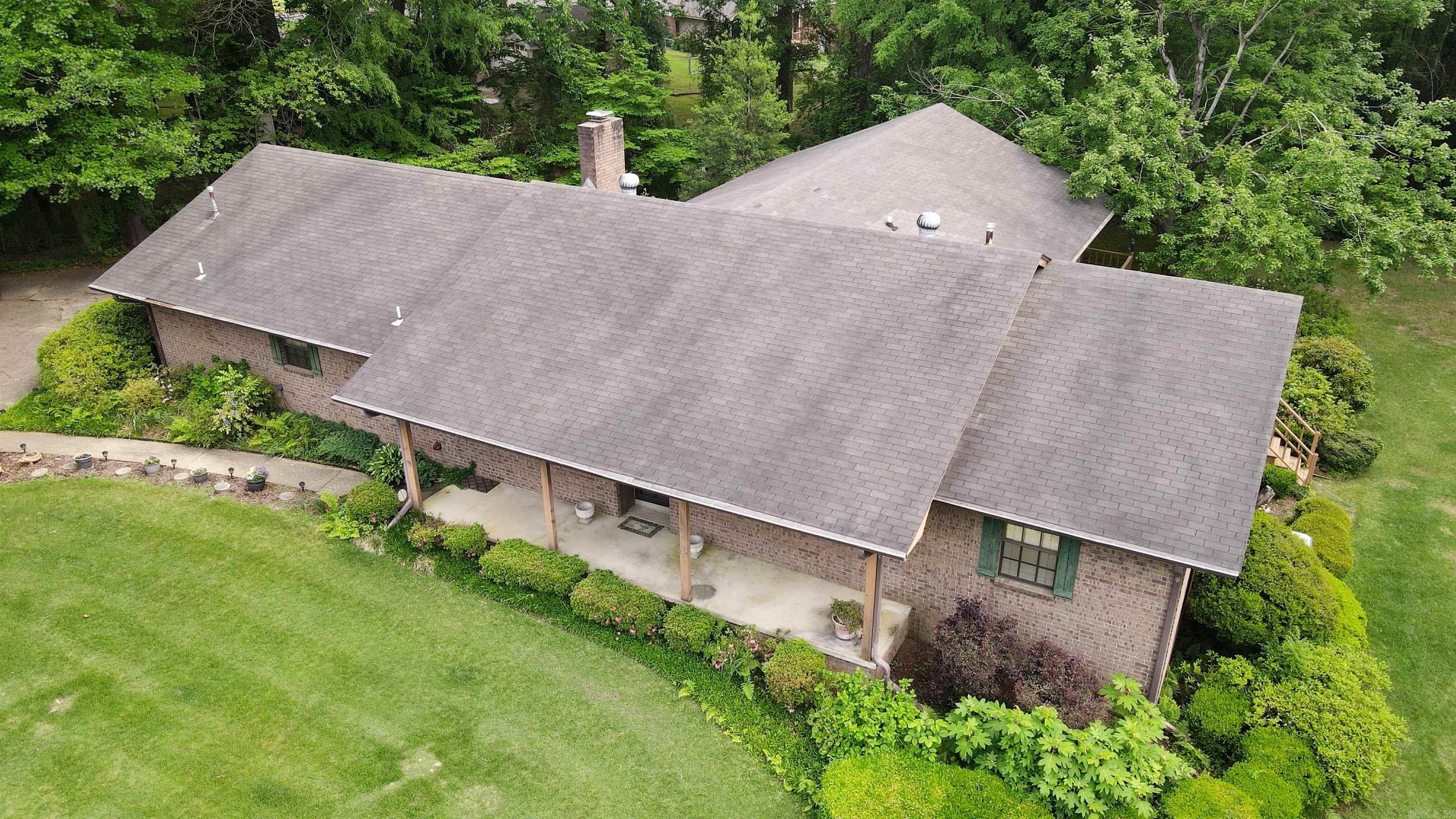 10 Lexington Circle
