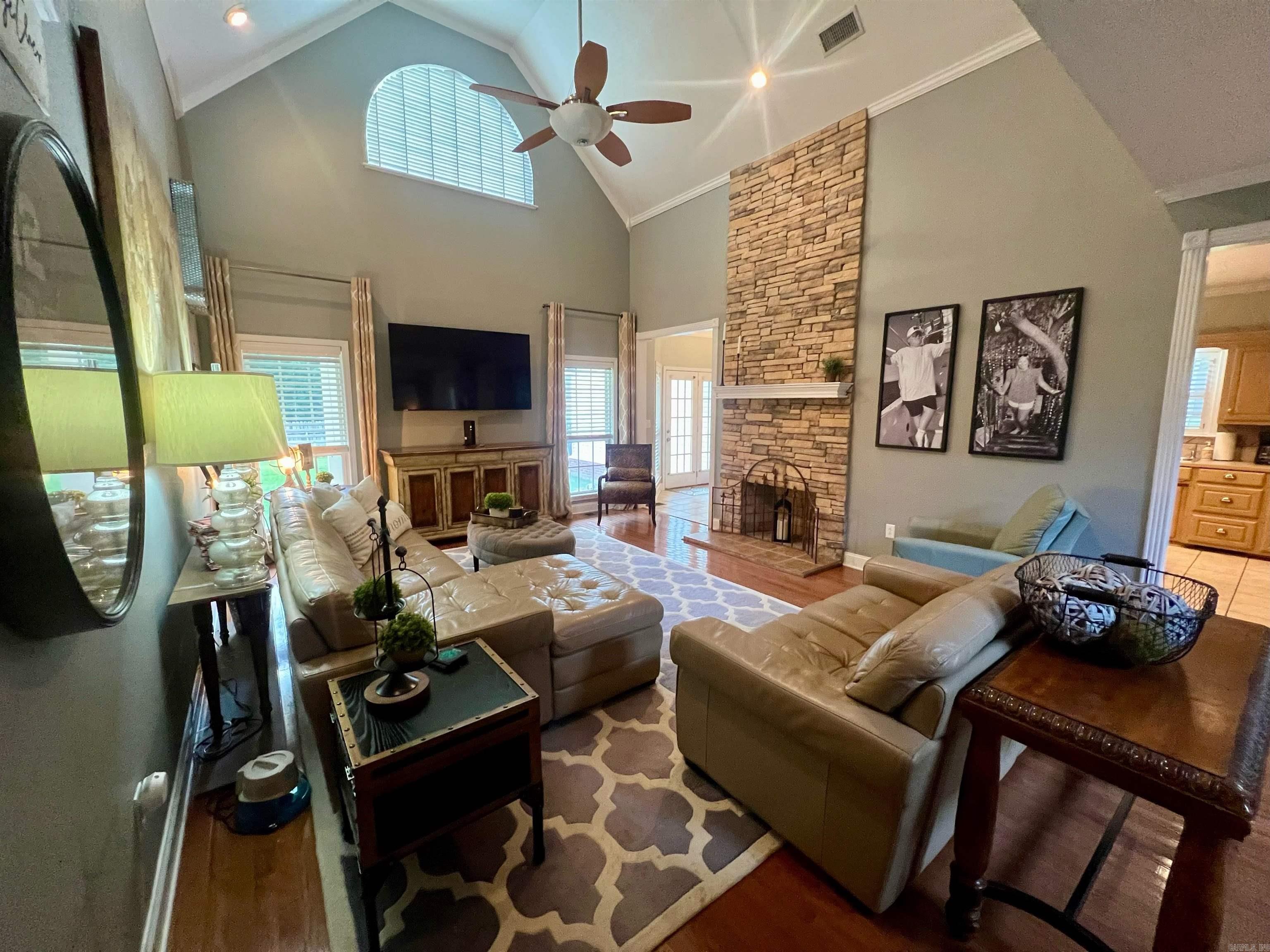 399 Moon Valley Road